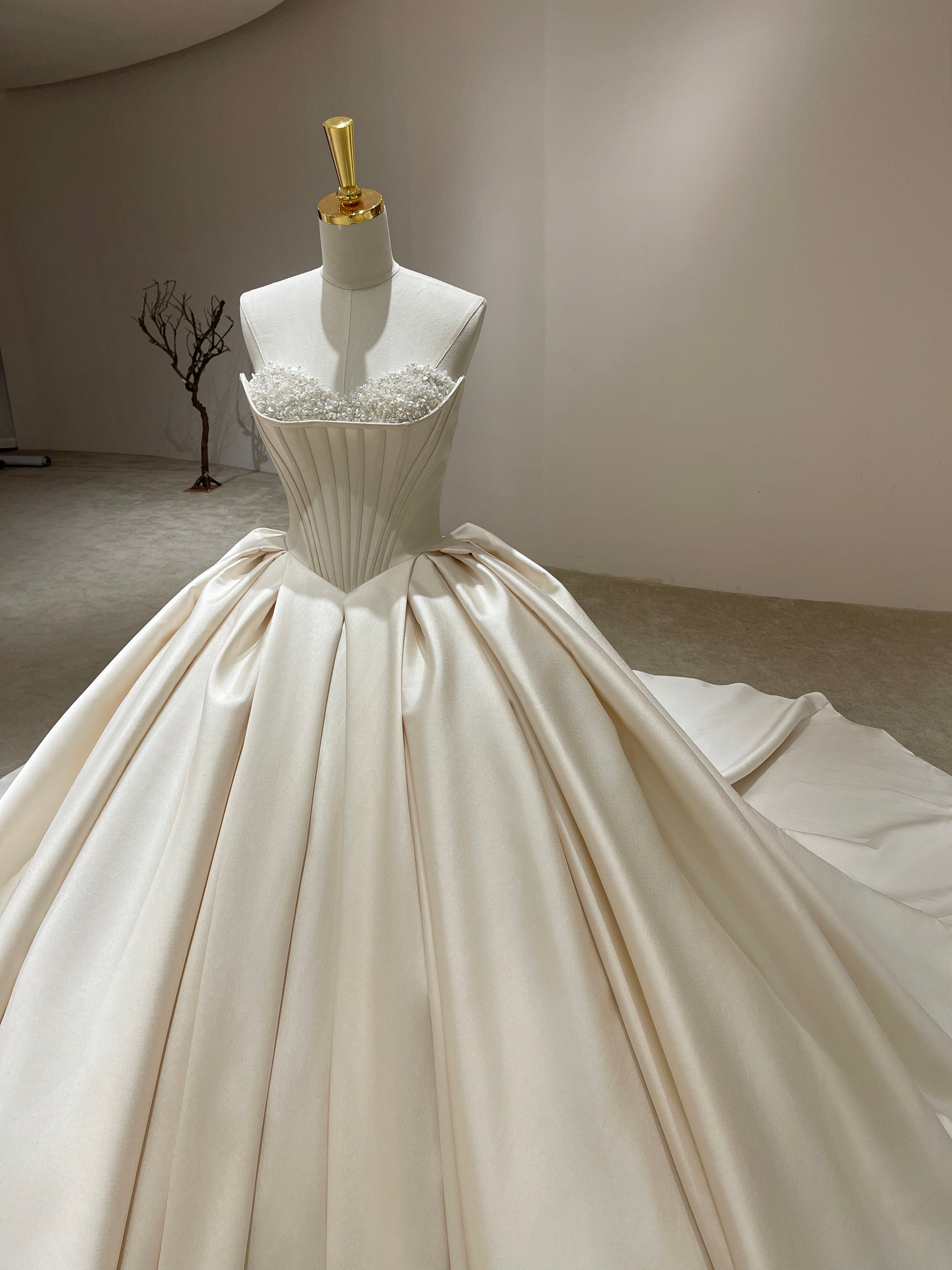 LILI DRESS