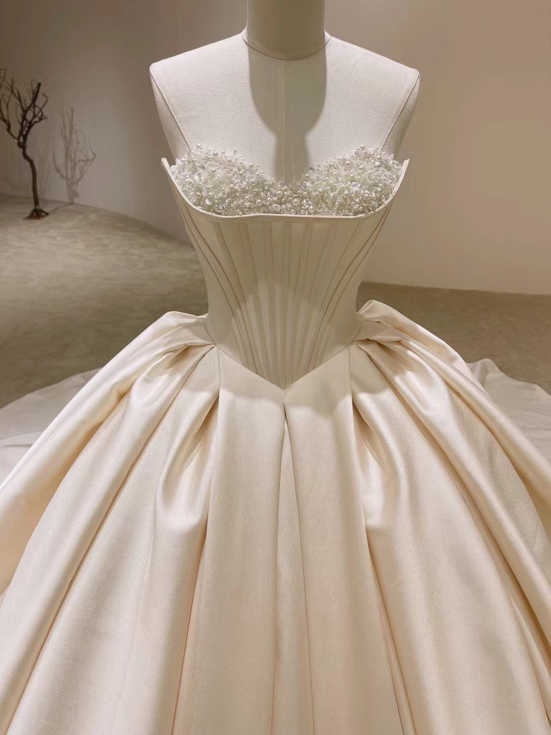 LILI DRESS