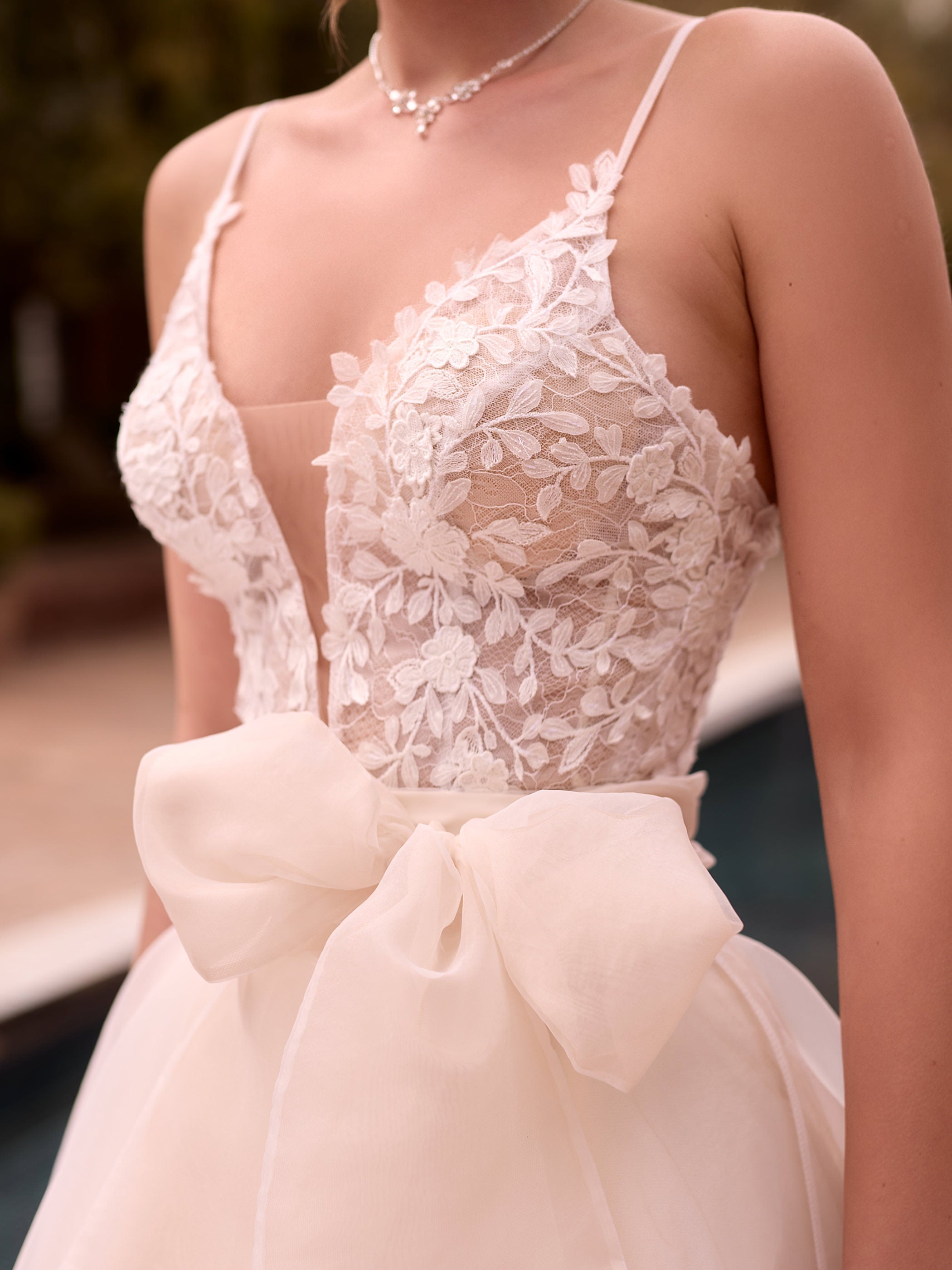 BRIDAL TOP E501