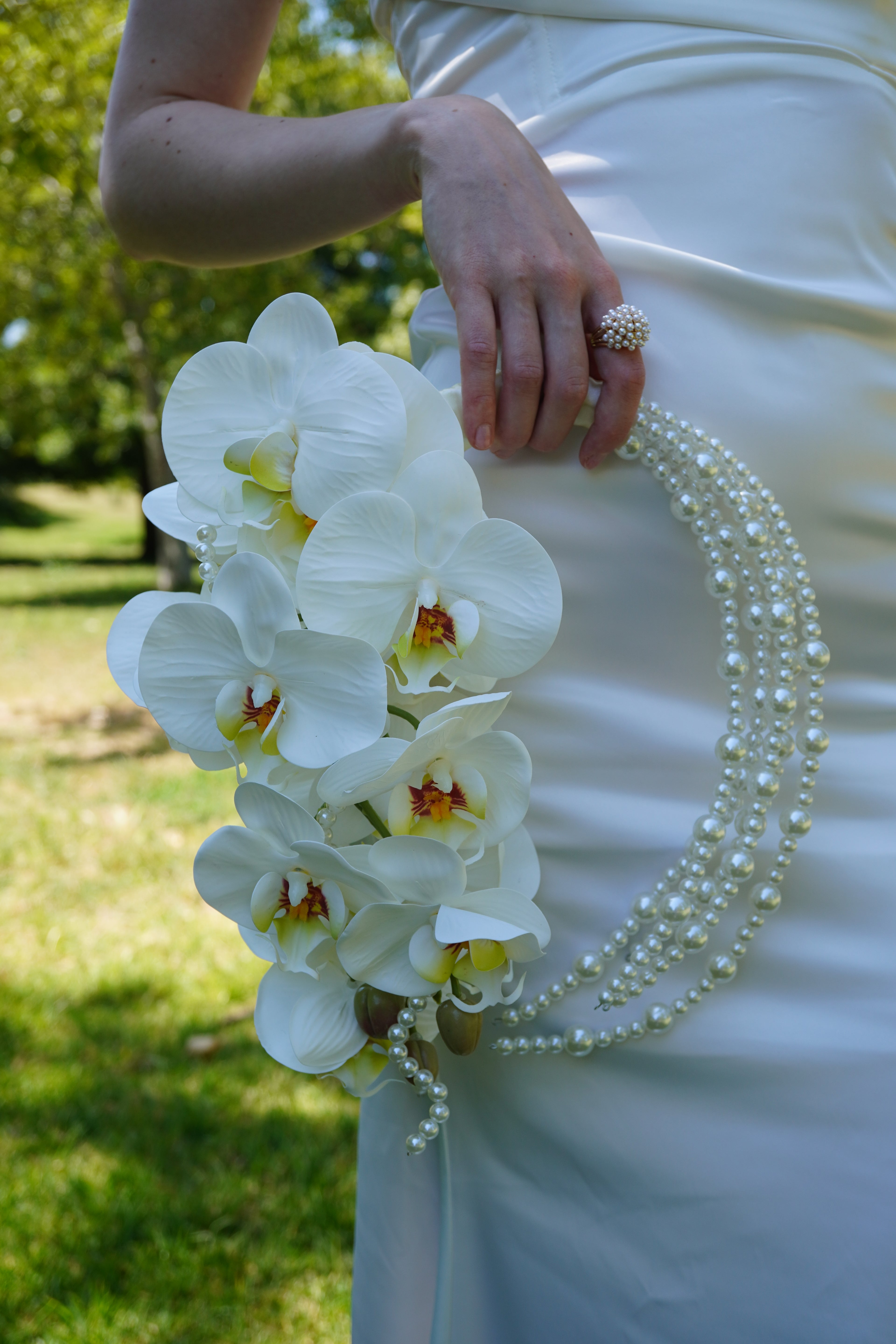 BRIDAL BOUQUET ORCHID