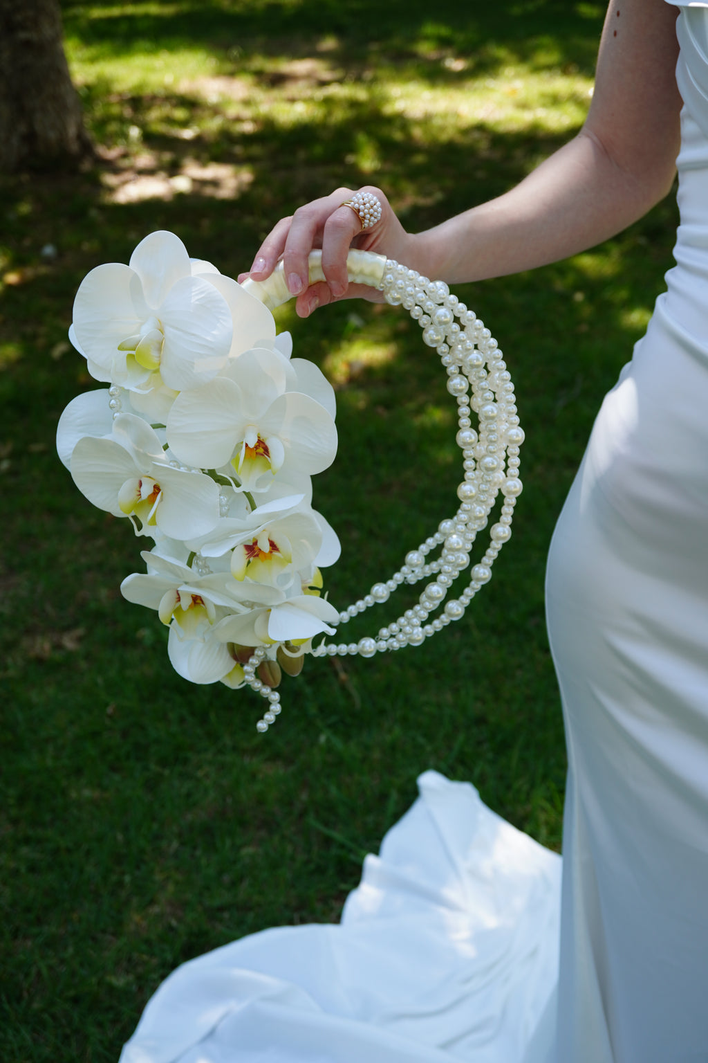 BRIDAL BOUQUET ORCHID
