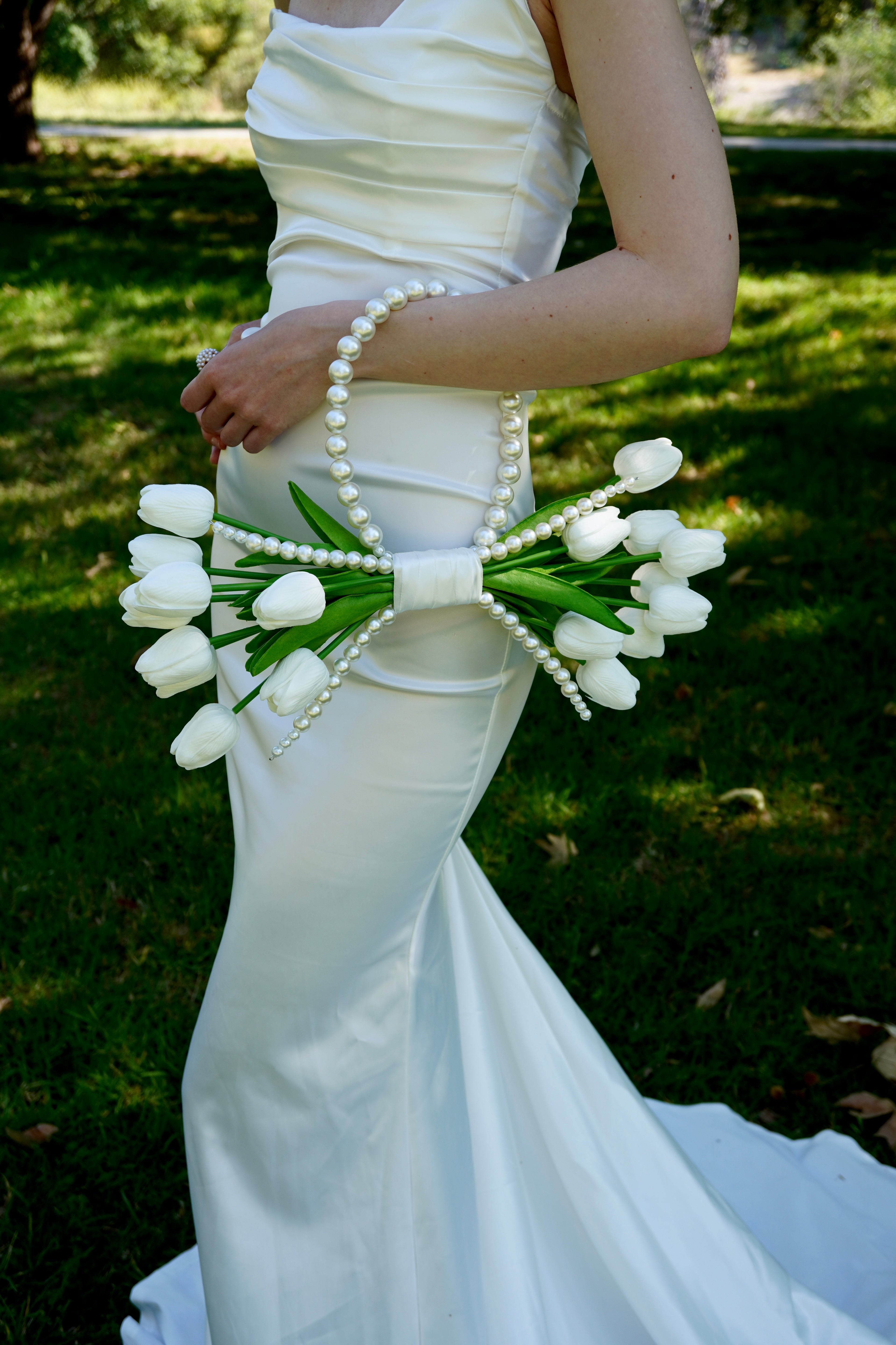 BRIDAL BOUQUET TULIP