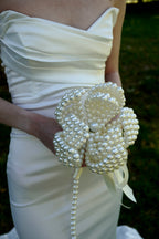 BRIDAL BOUQUET PEARL LARGE