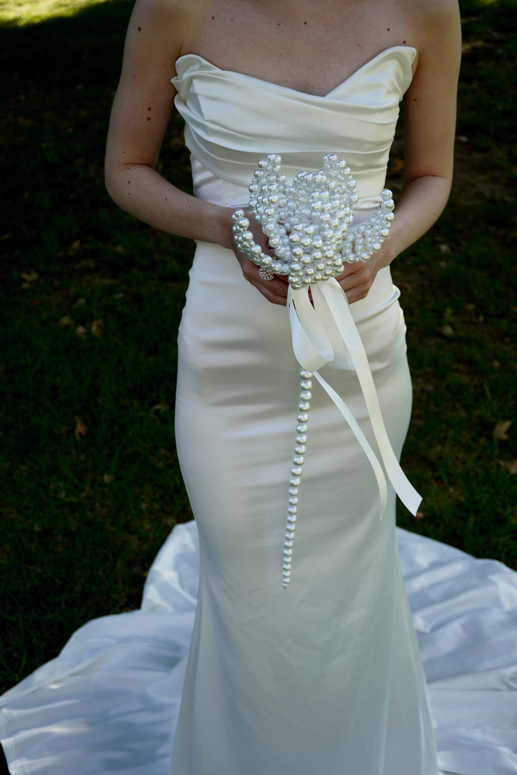 BRIDAL BOUQUET FLOWER PEARL