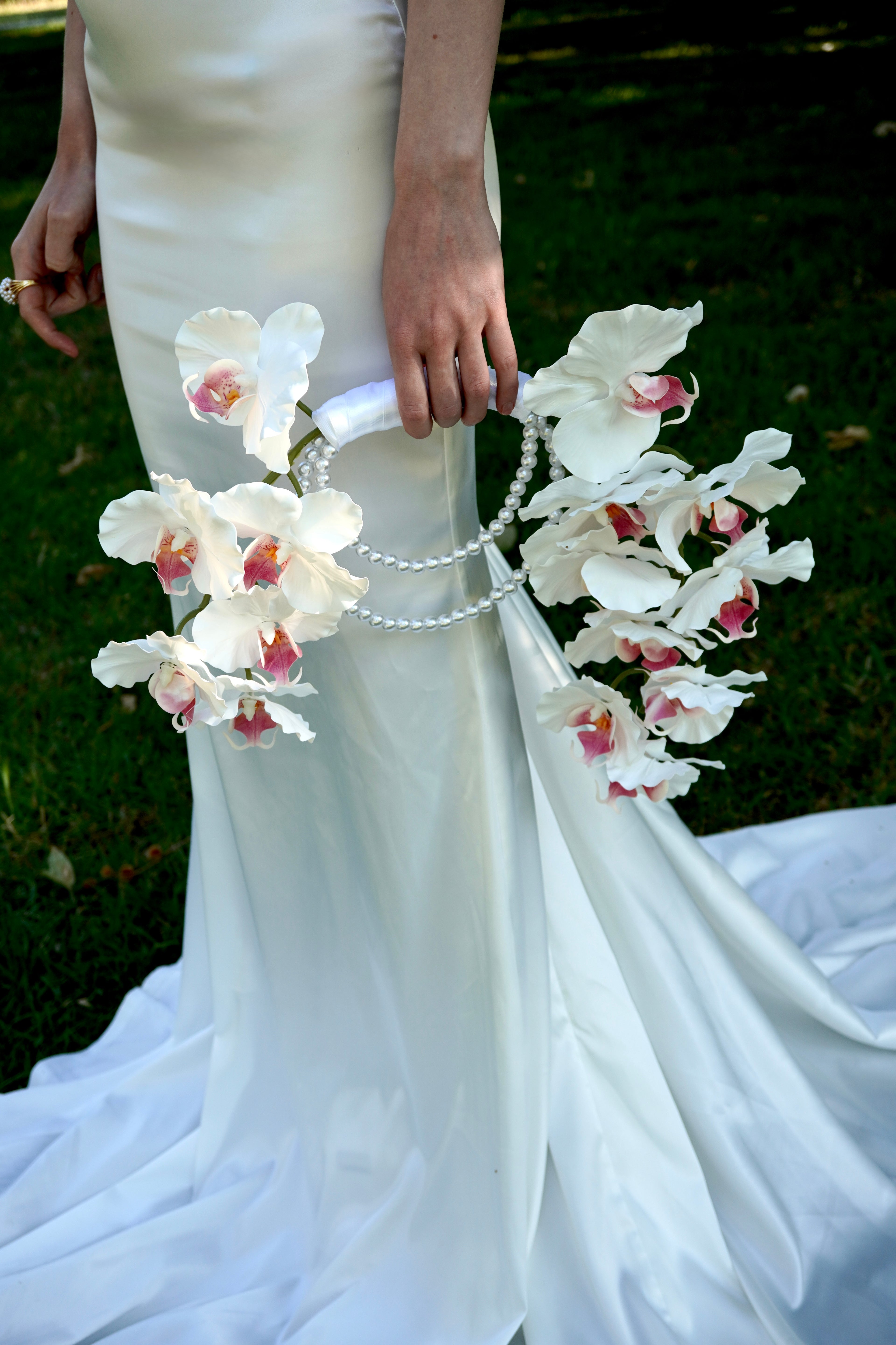 BRIDAL BOUQUET ORCHID
