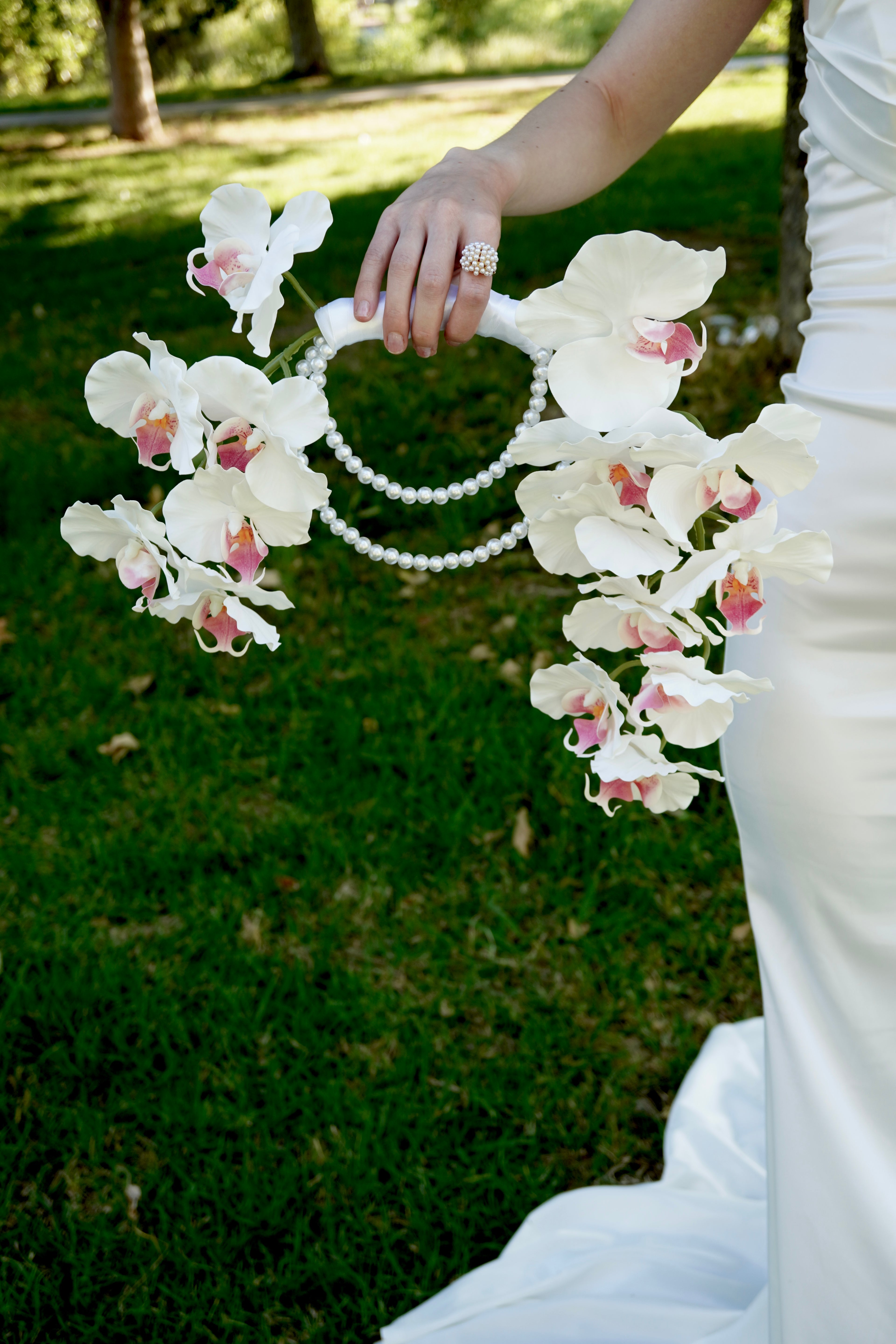 BRIDAL BOUQUET ORCHID