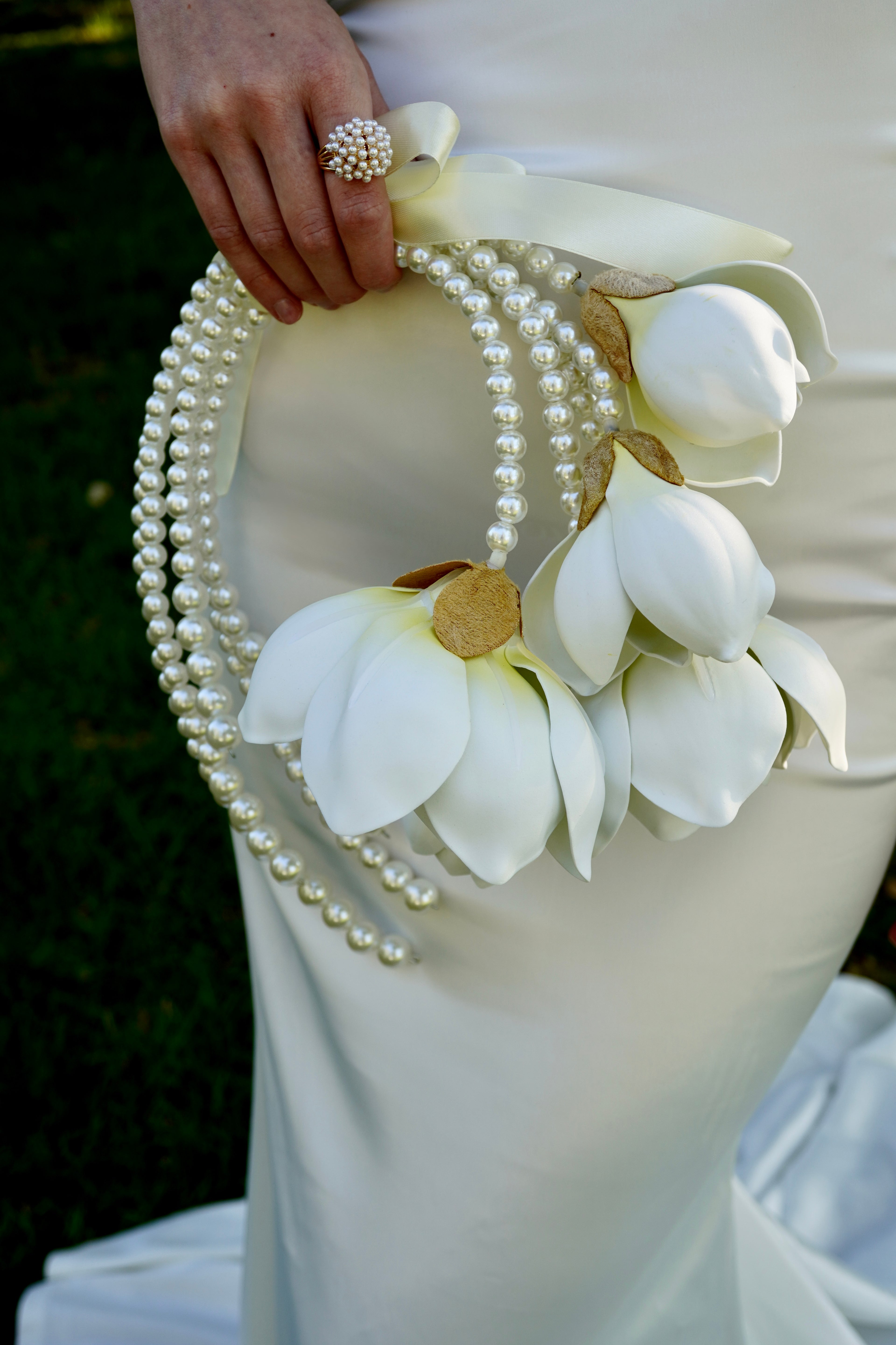 BRIDAL BOUQUET MAGNOLIA