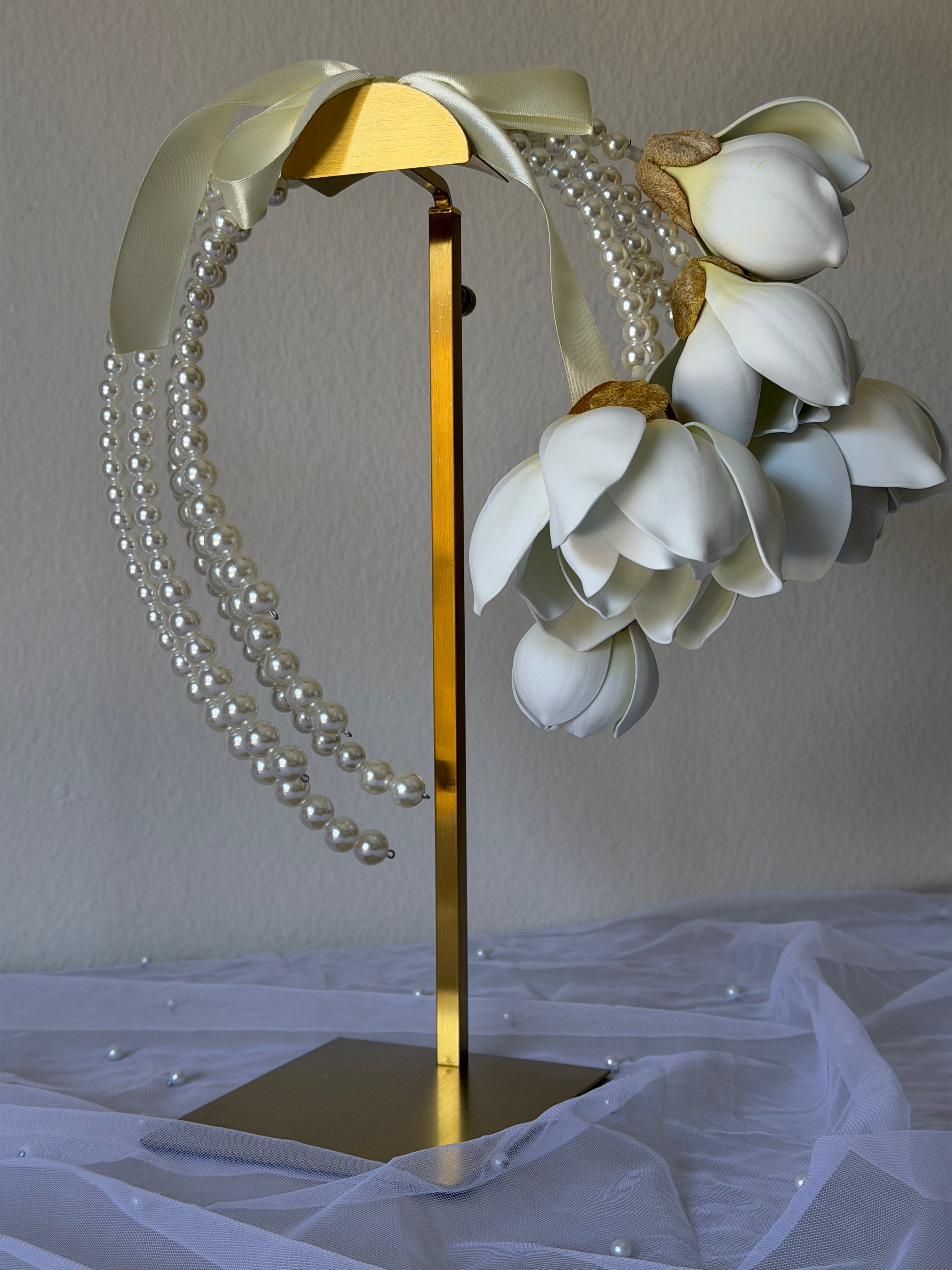 BRIDAL BOUQUET MAGNOLIA