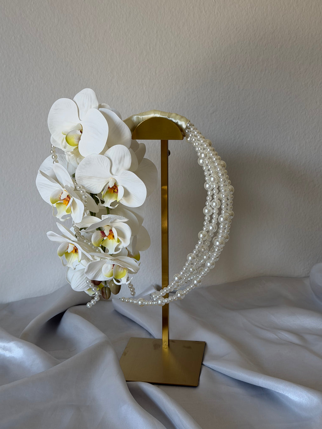 BRIDAL BOUQUET ORCHID