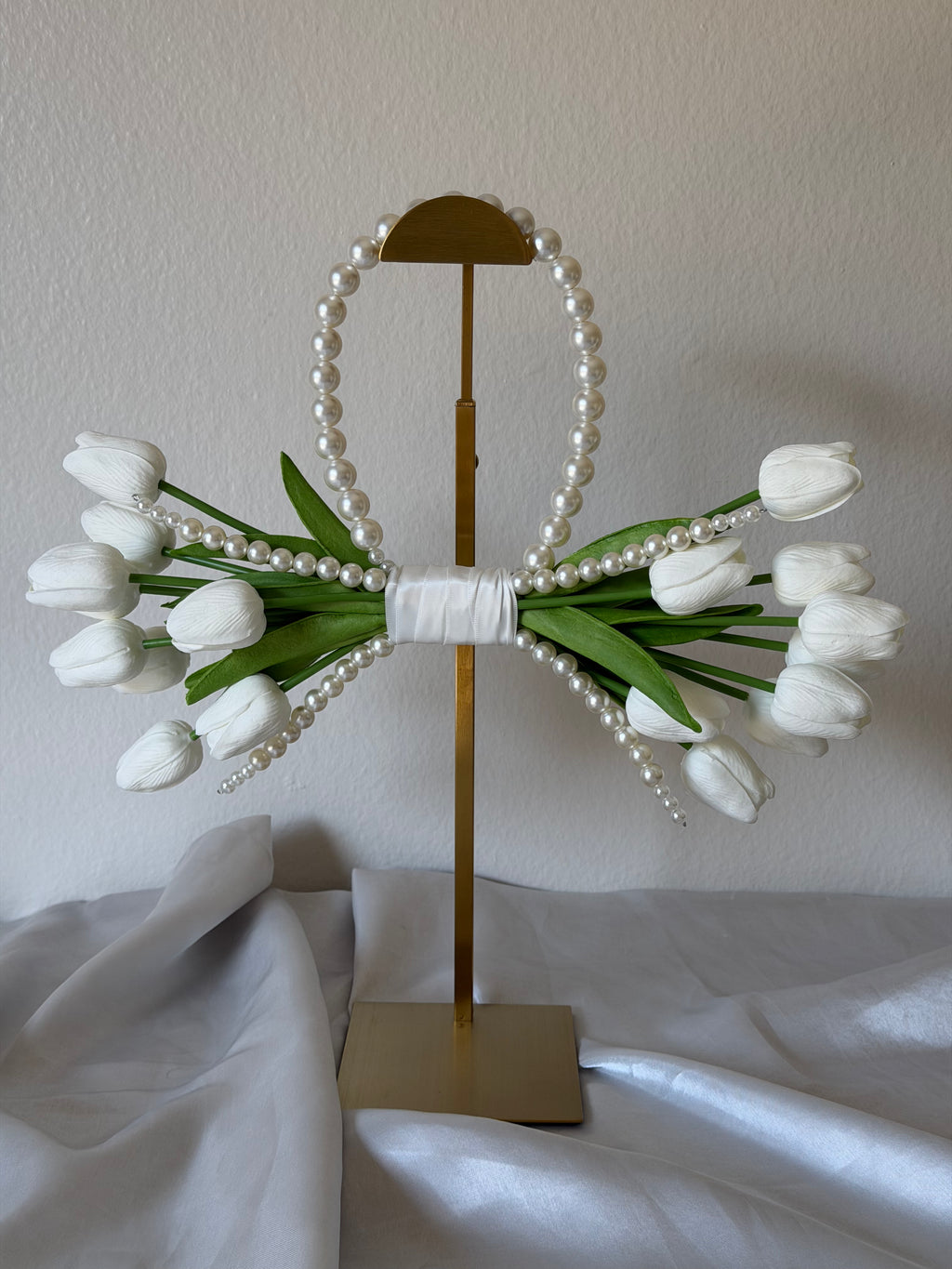 BRIDAL BOUQUET TULIP