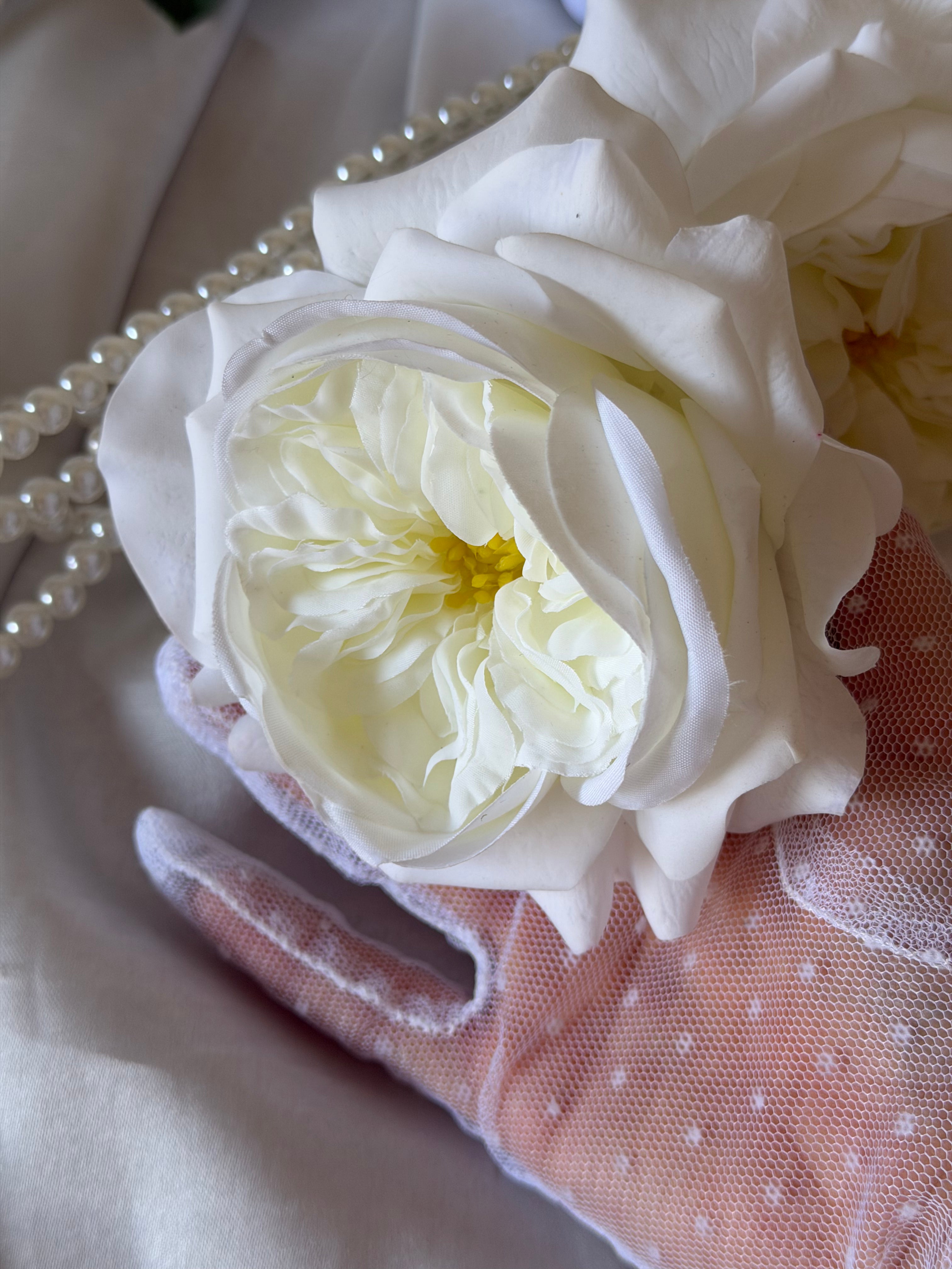 BRIDAL BOUQUET ROSE