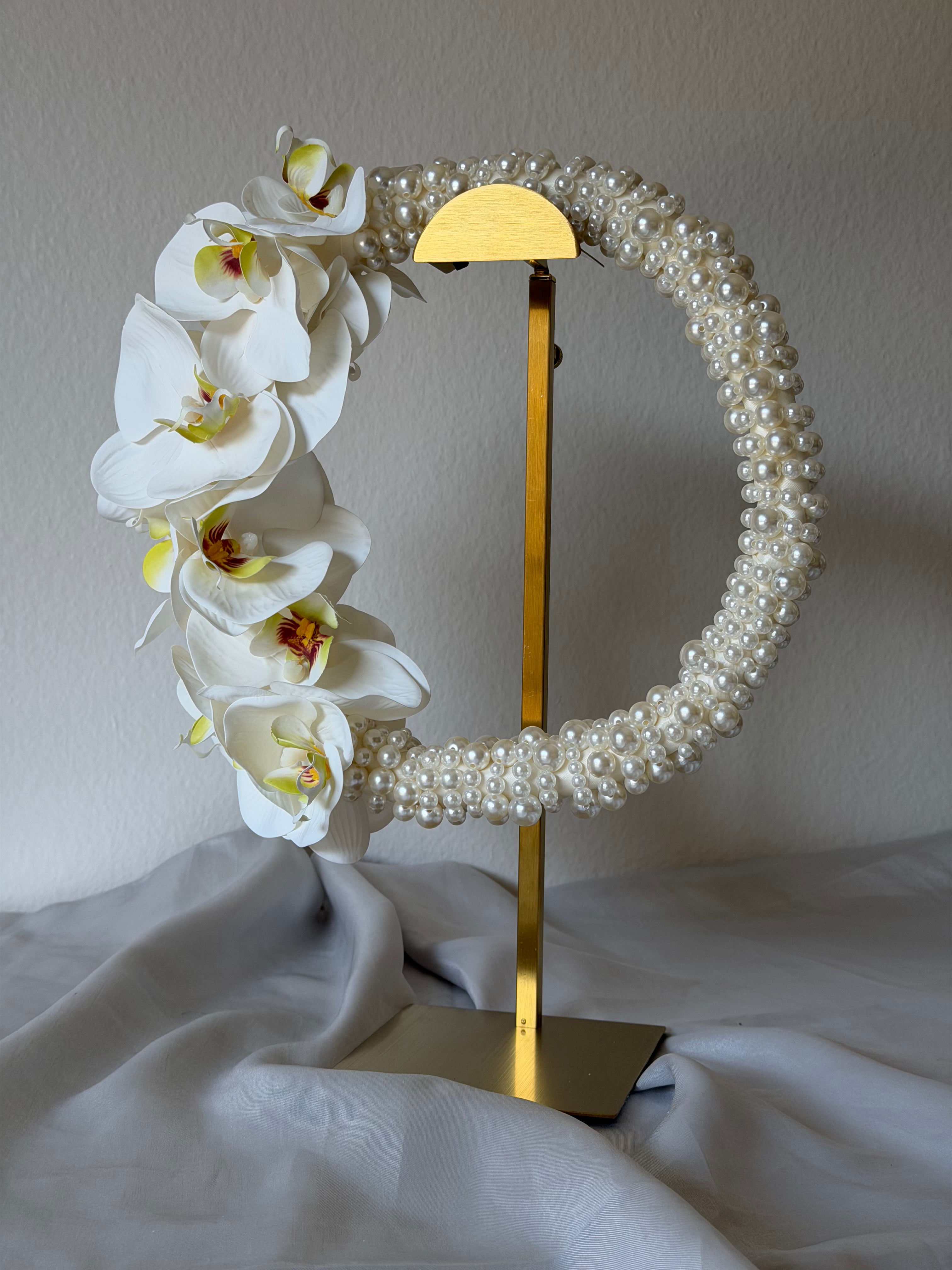 BRIDAL BOUQUET ORCHIDS