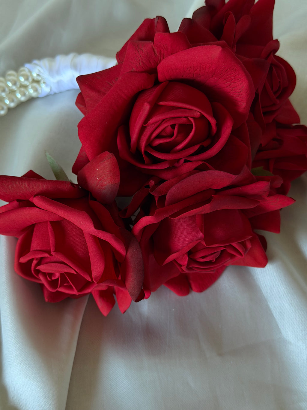 BRIDAL BOUQUET ROSE RED