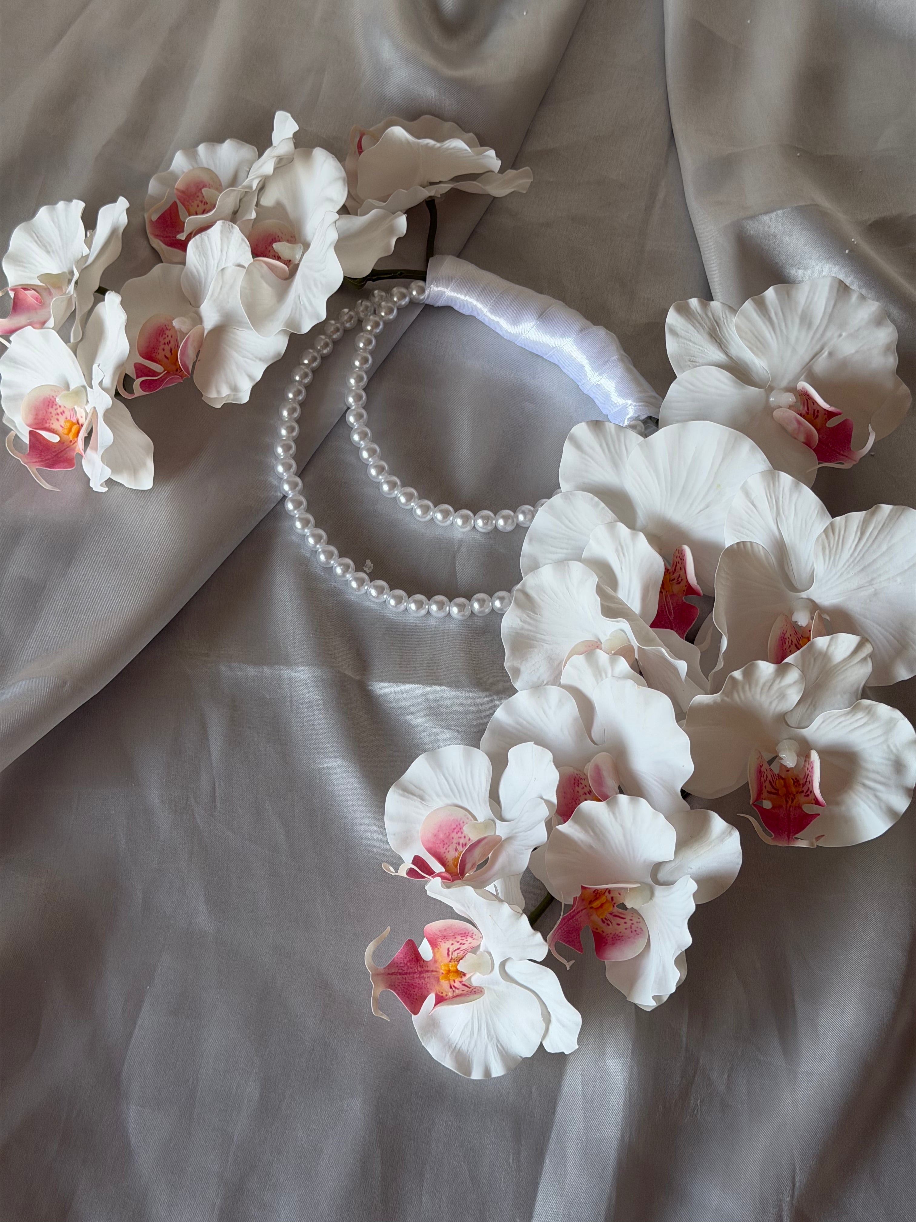 BRIDAL BOUQUET ORCHID