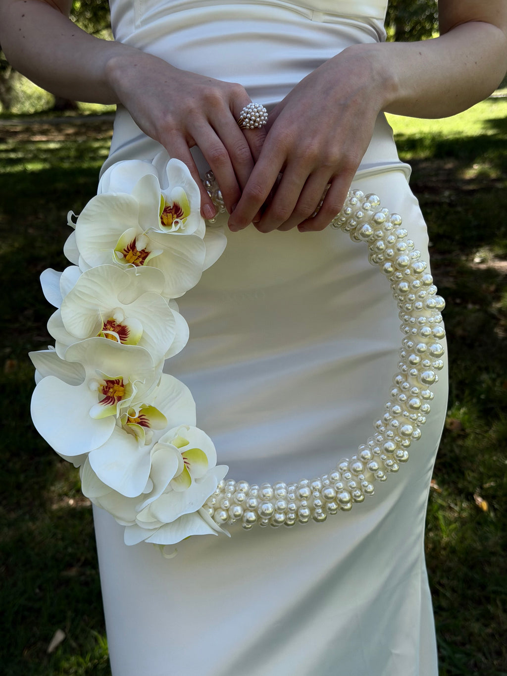 BRIDAL BOUQUET ORCHIDS