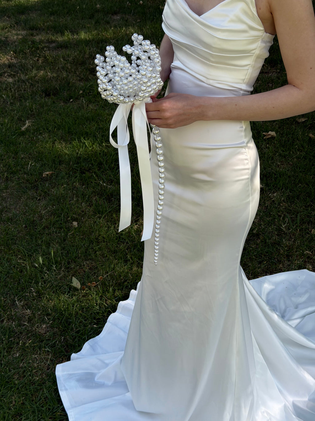 BRIDAL BOUQUET FLOWER PEARL