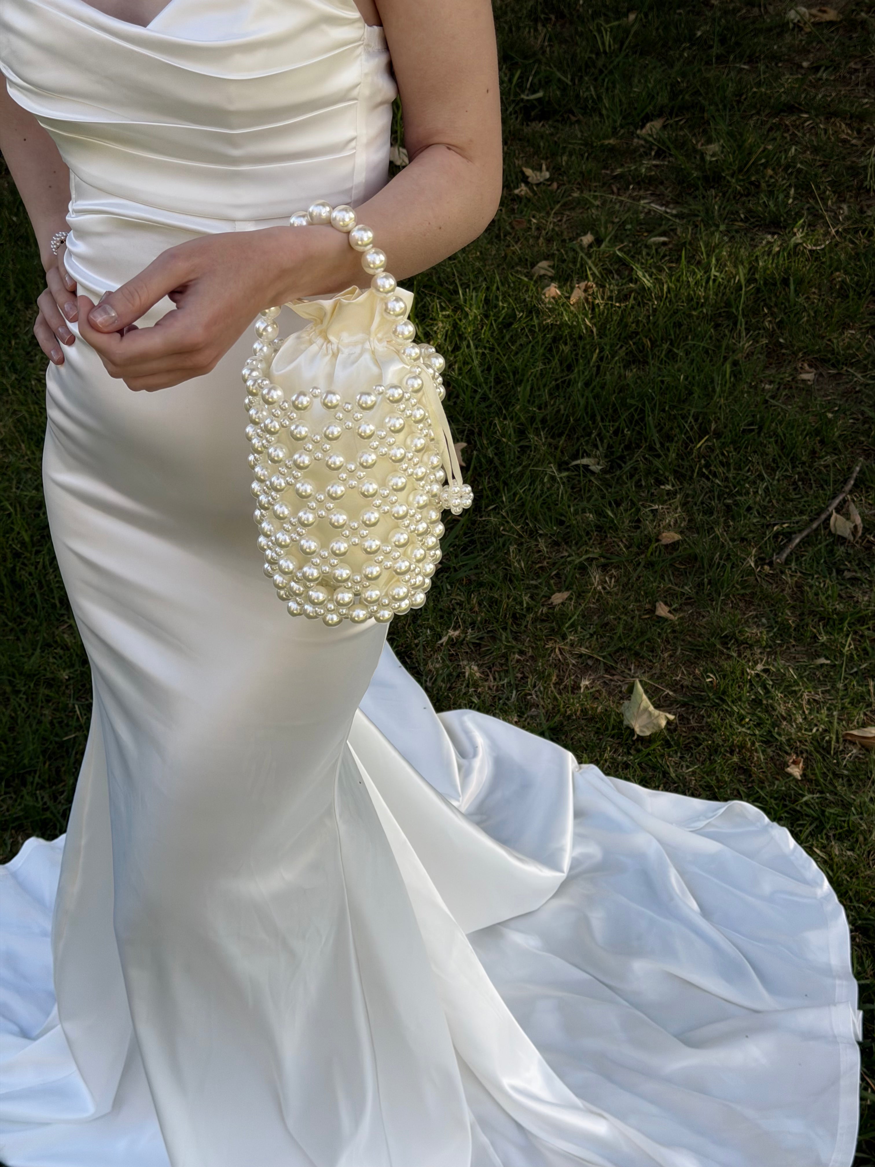 CYLINDRICAL BAG