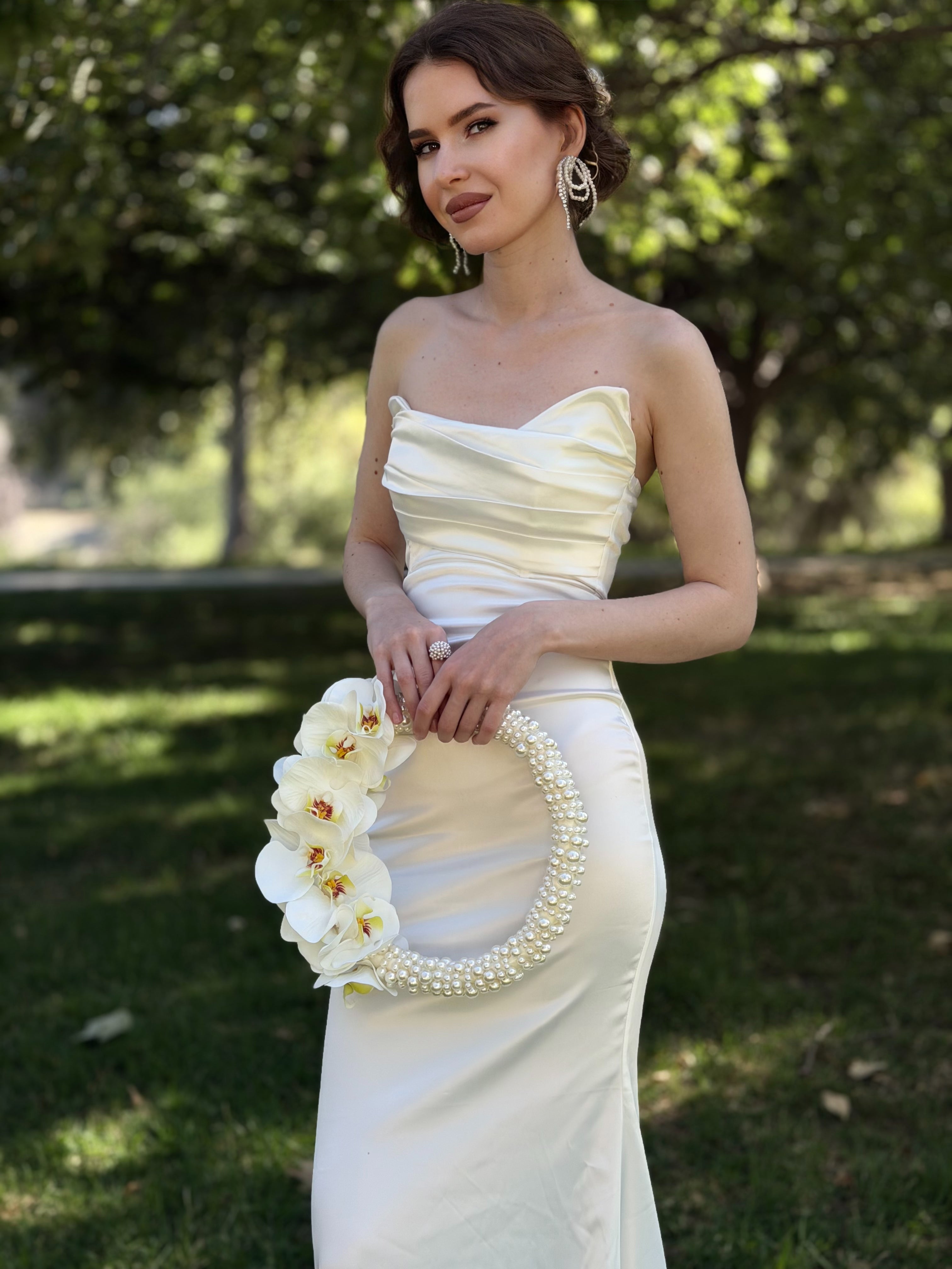 BRIDAL BOUQUET ORCHIDS