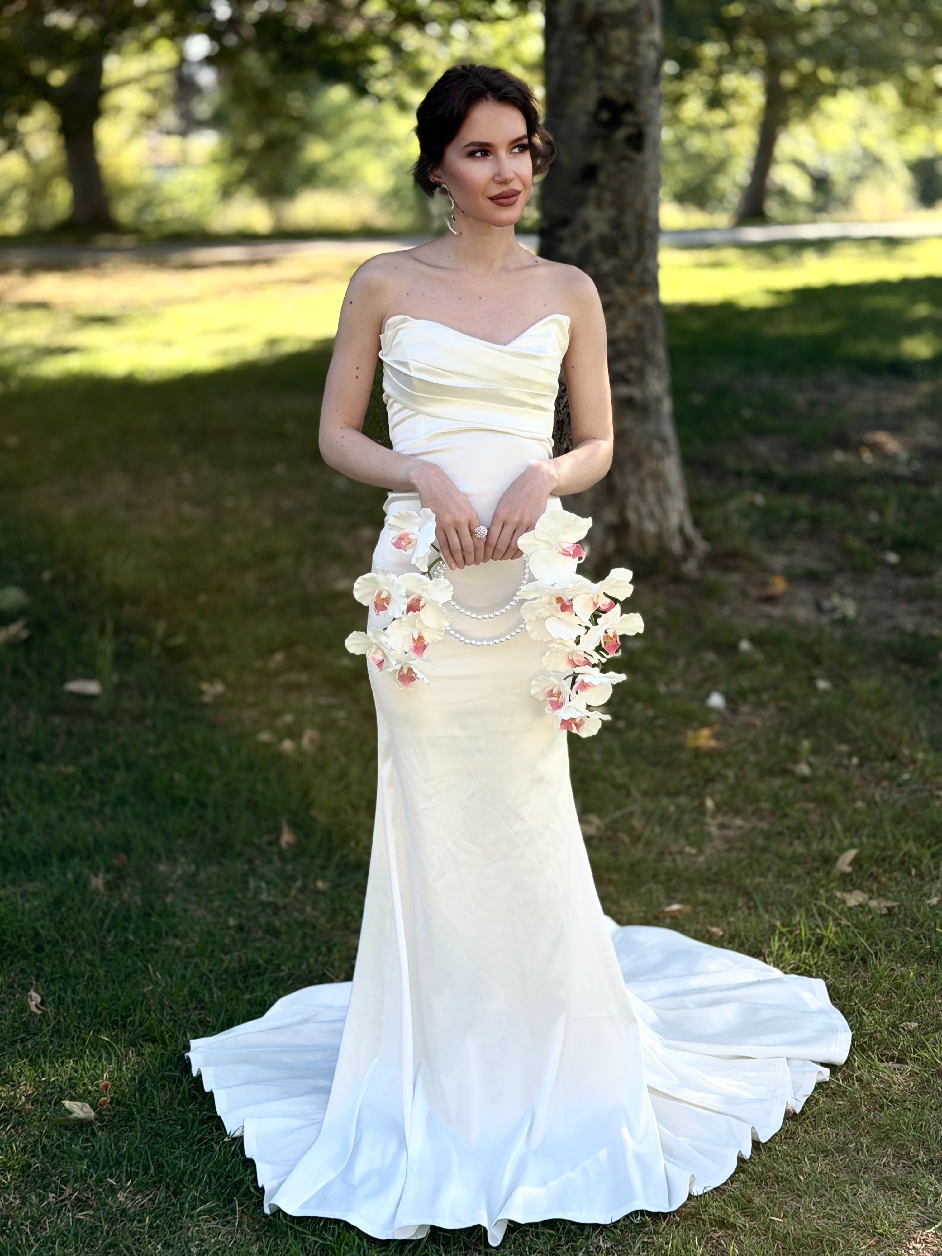 BRIDAL BOUQUET ORCHID