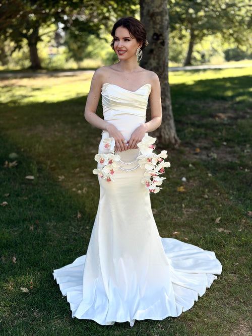 BRIDAL BOUQUET ORCHID