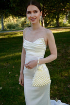 TRAPEZOID-SHAPED BAG
