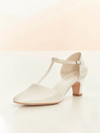 AURA SHOES
