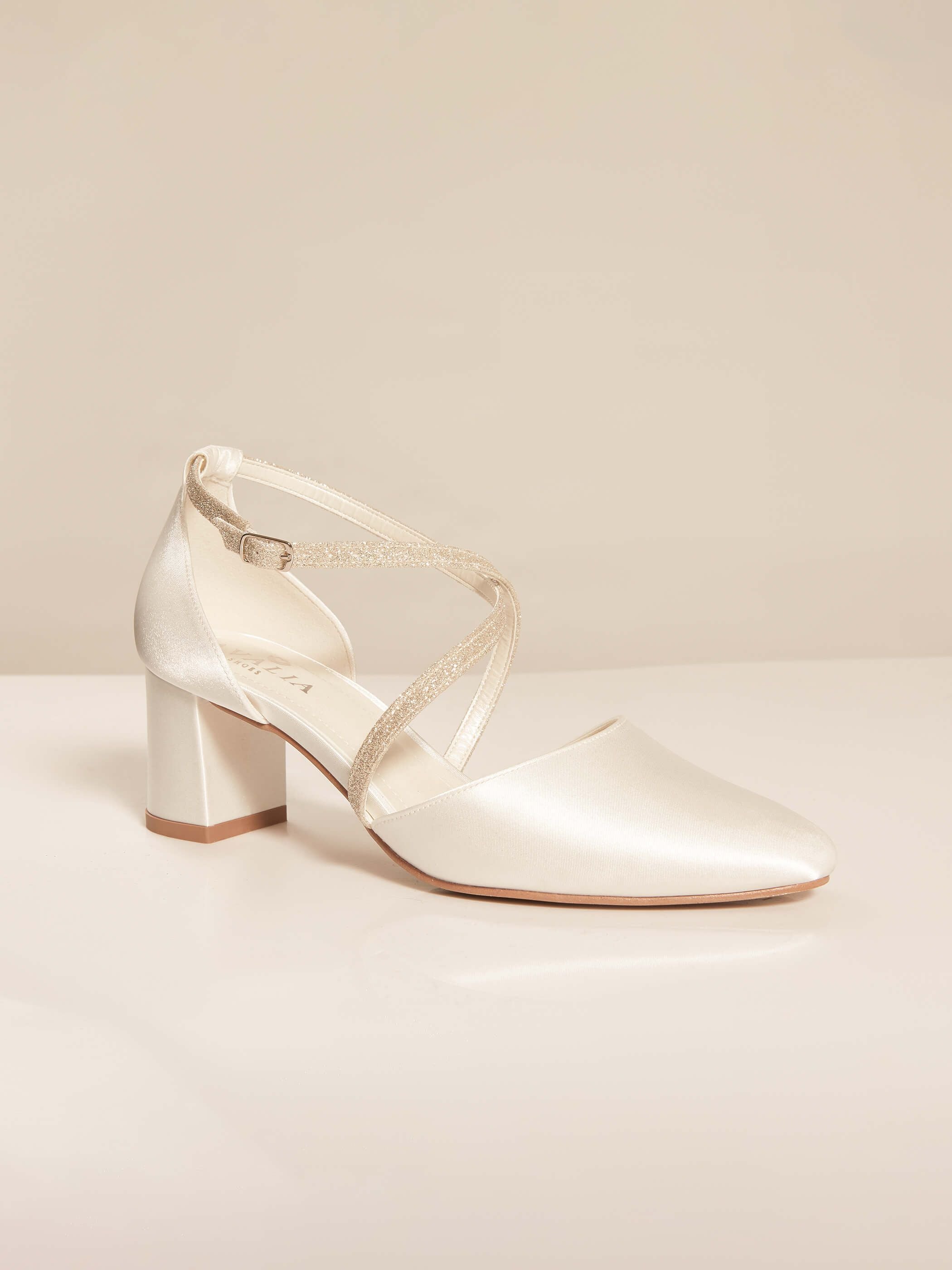 DAGA SHOES