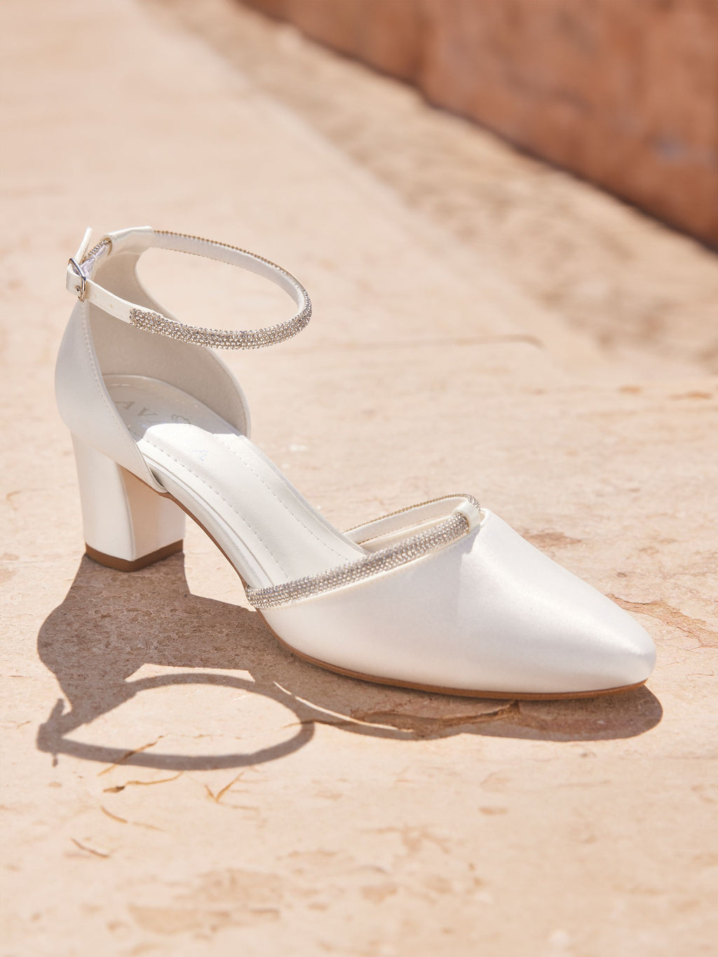 NEL SHOES