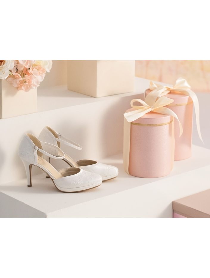 MAYA SHOES