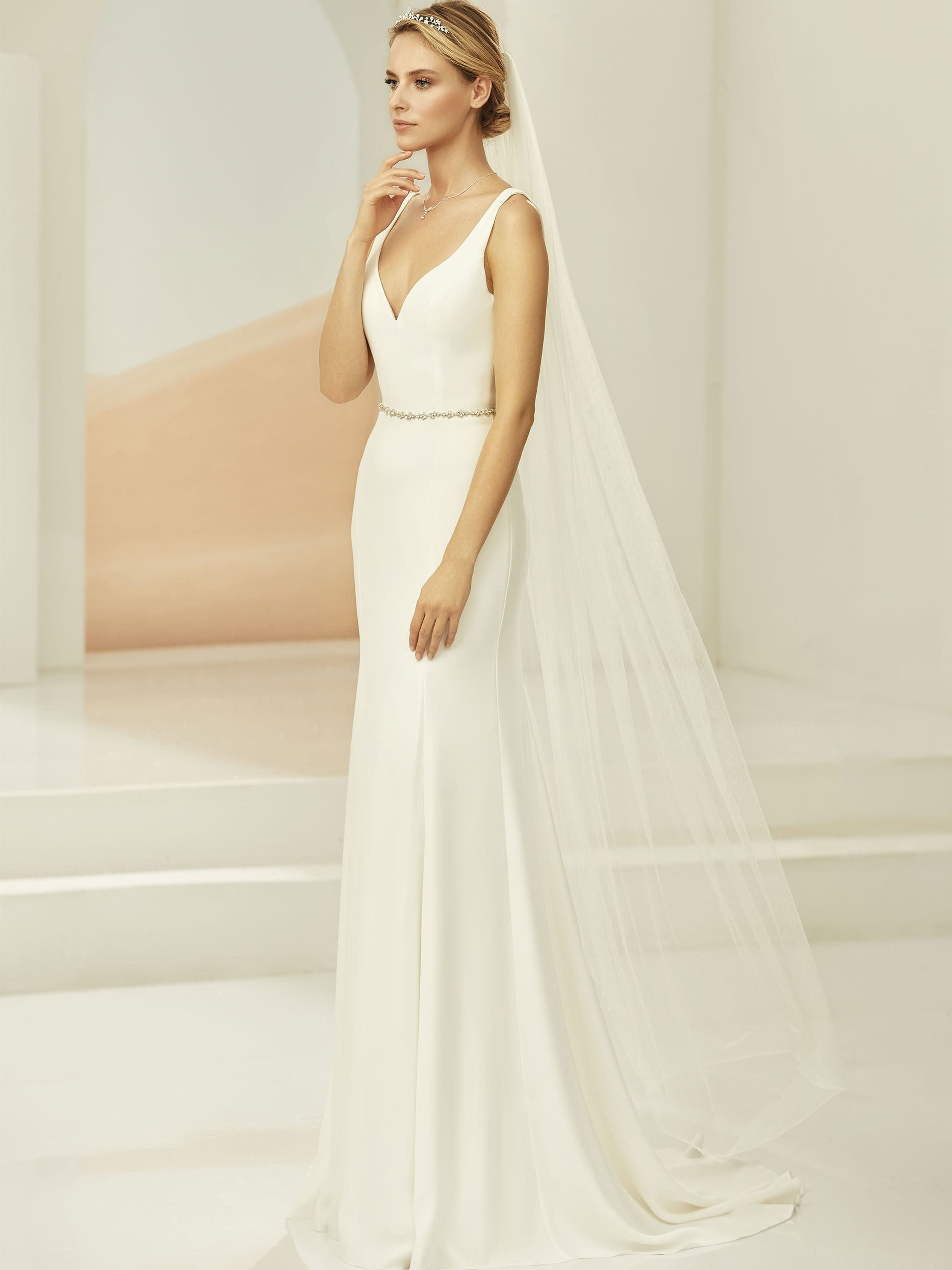 CUTE EDGED VEIL S381