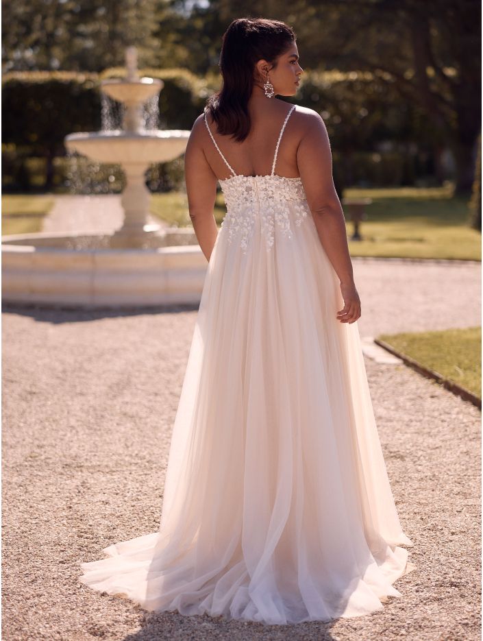 ARIANA PLUS SIZE DRESS