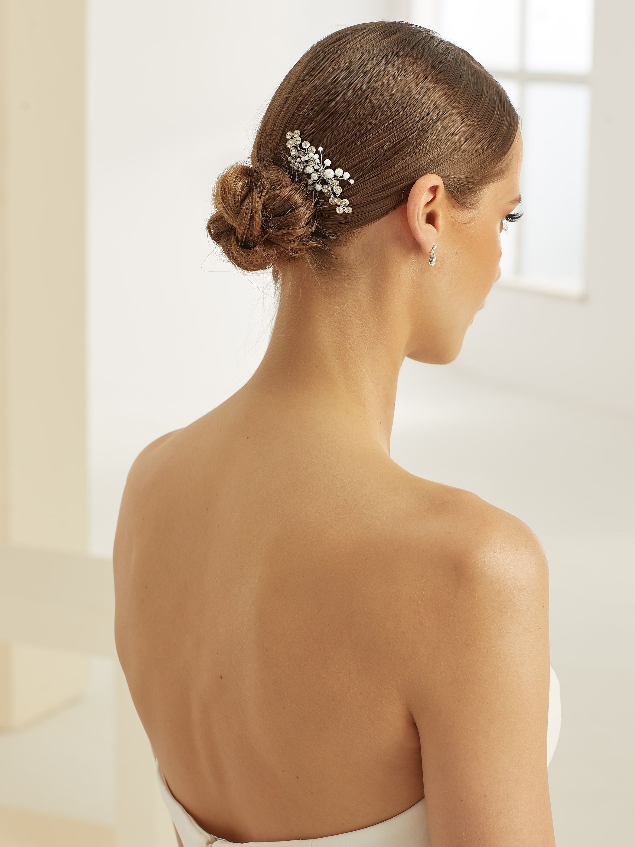 HEADPIECE 390