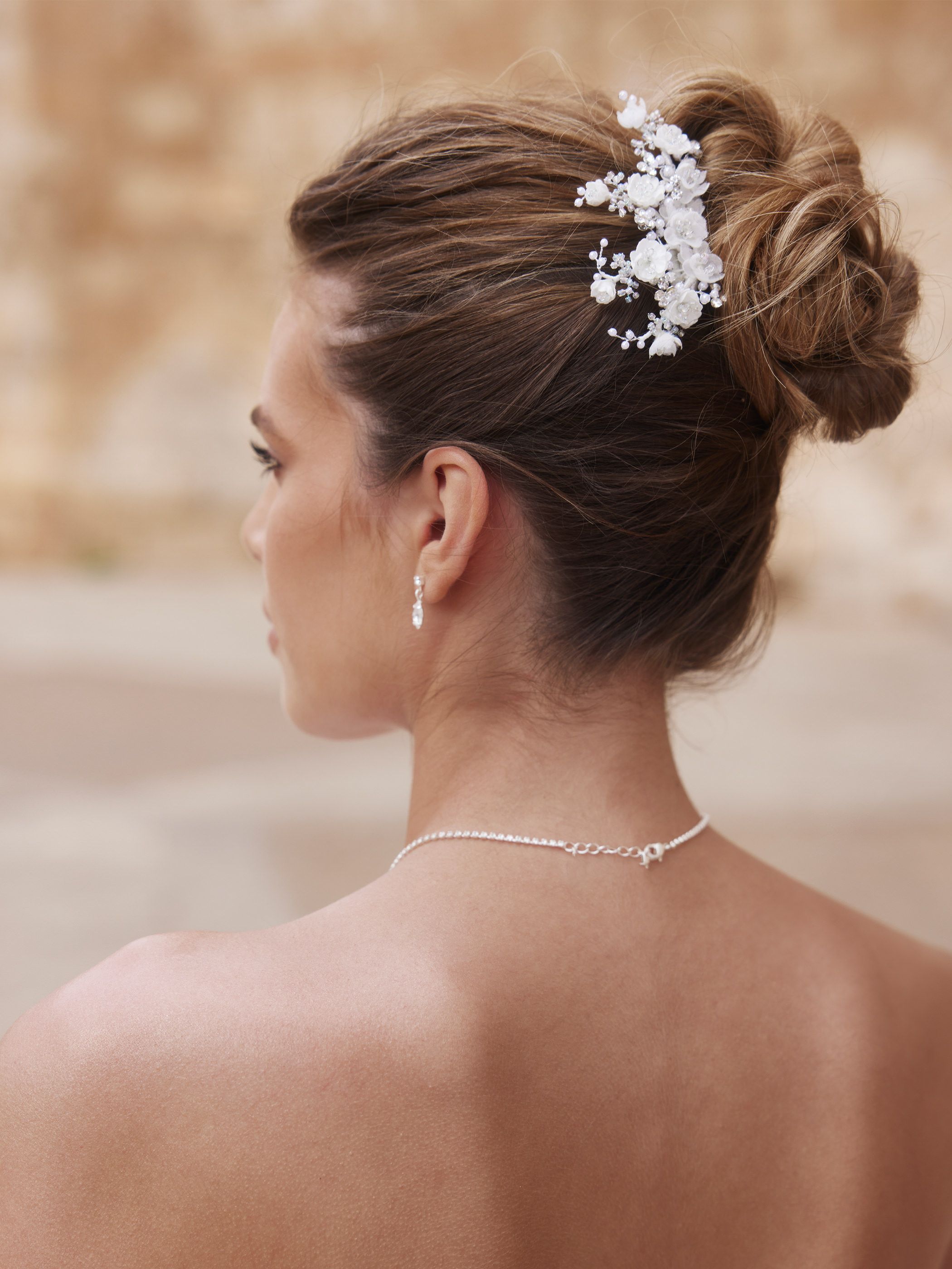 HEADPIECE J059