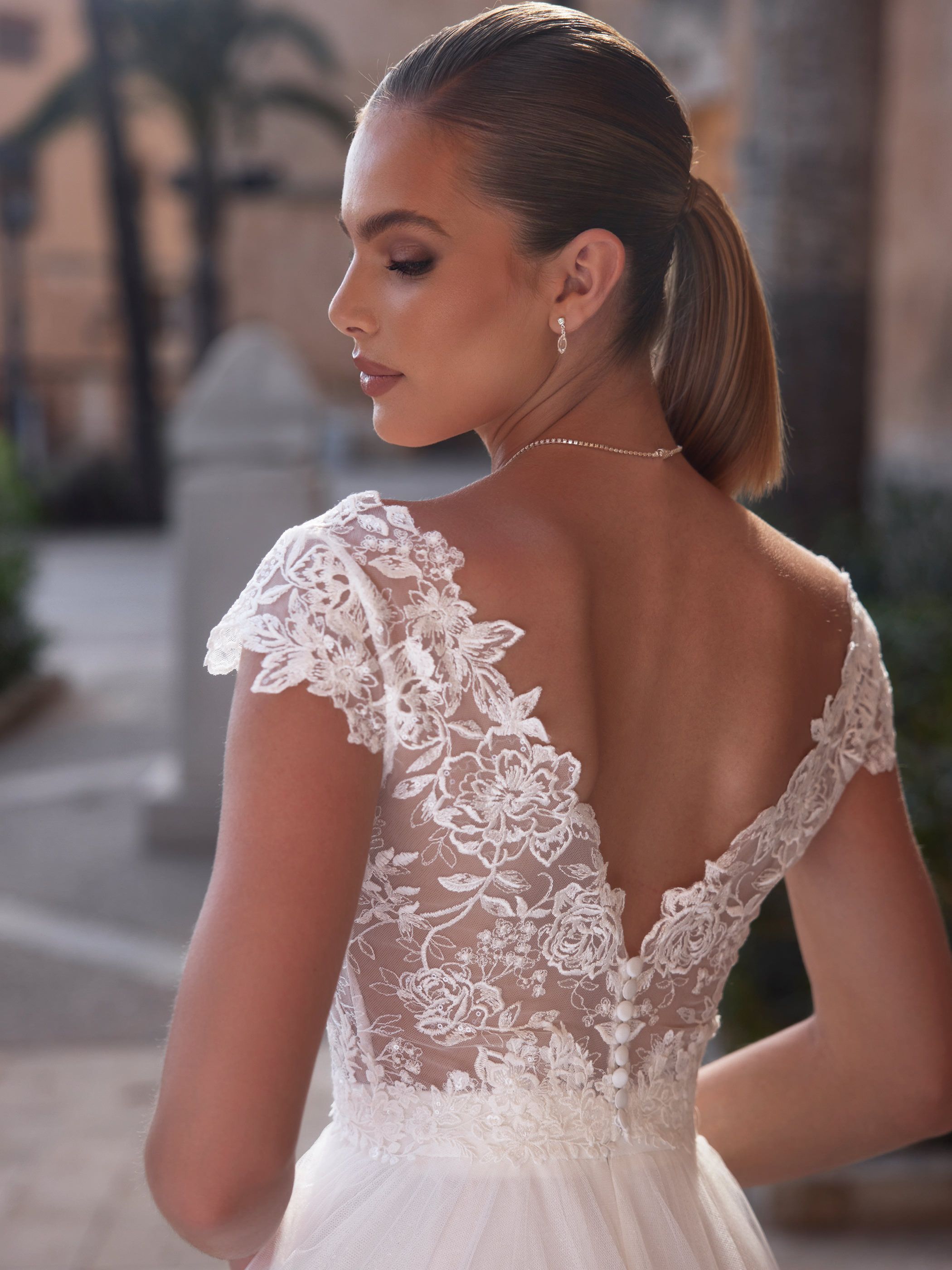 BRIDAL TOP E454