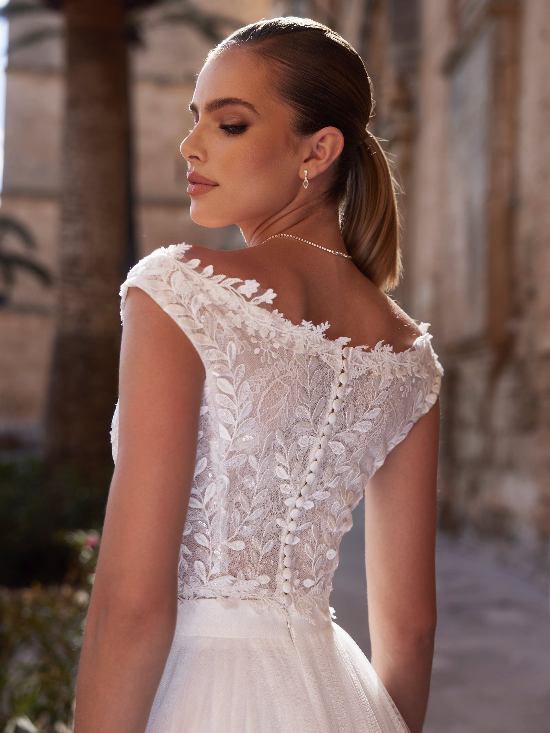 BRIDAL TOP E463