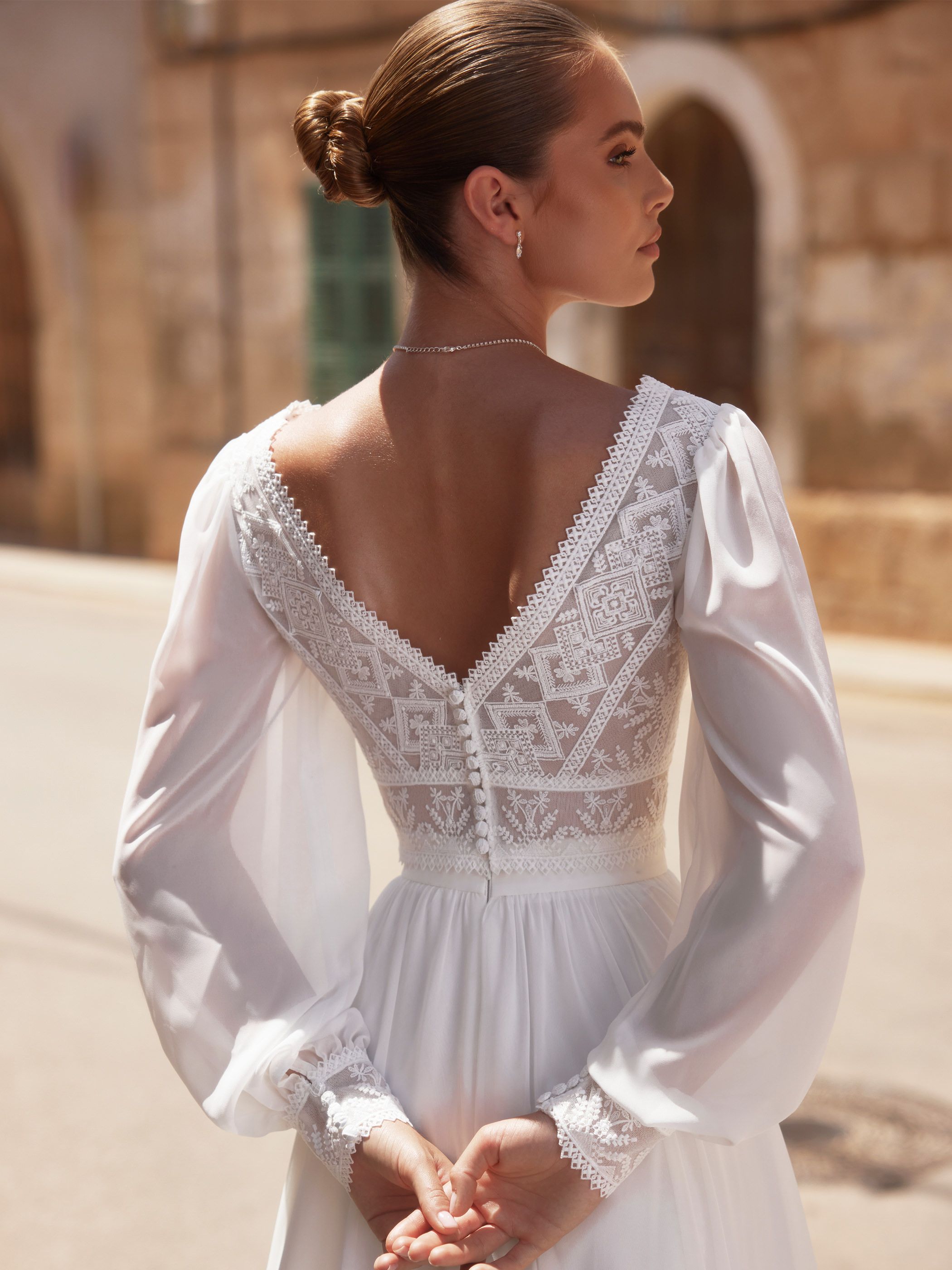 BRIDAL TOP E484
