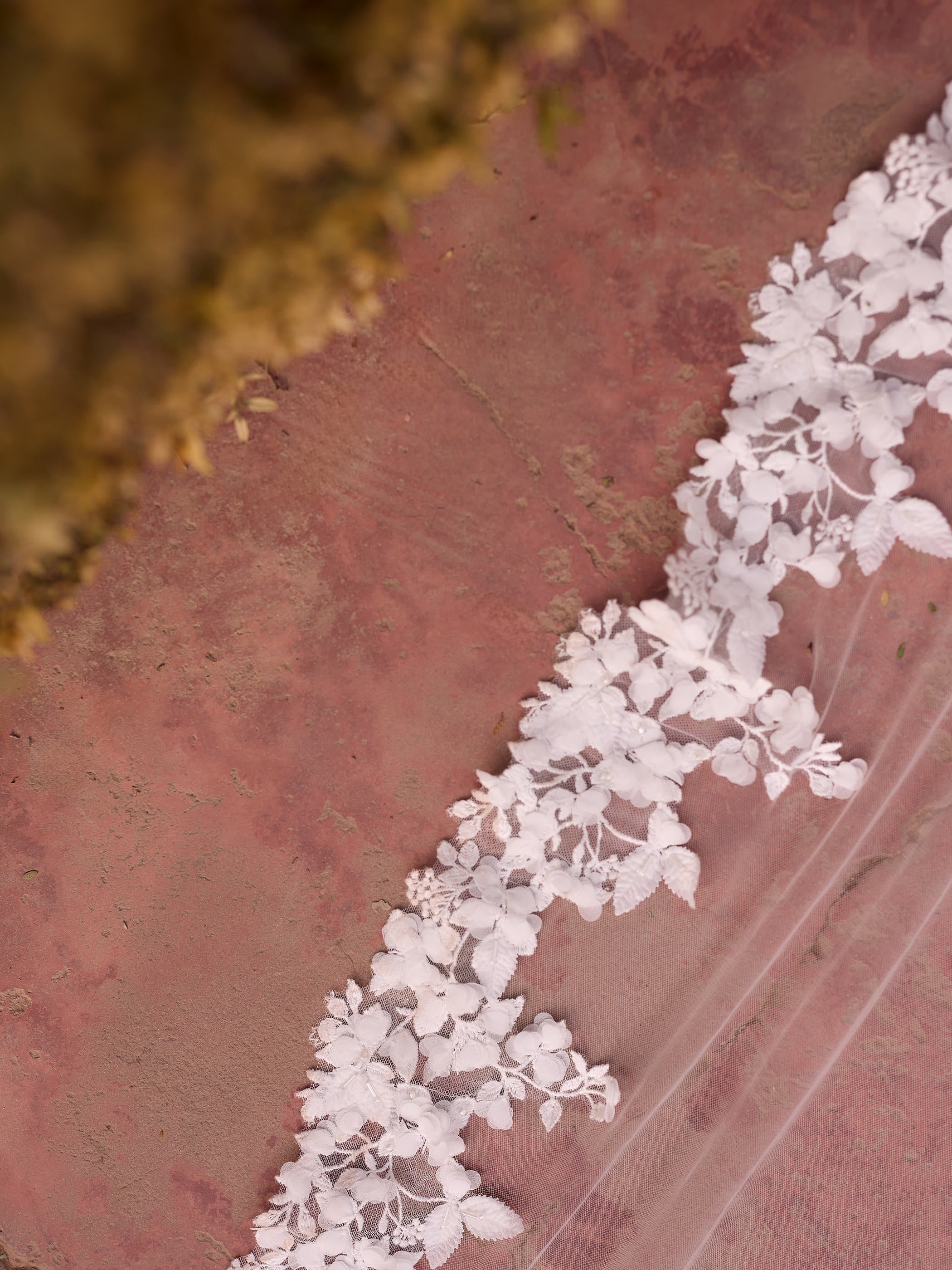 LACE EDGED VEIL S533