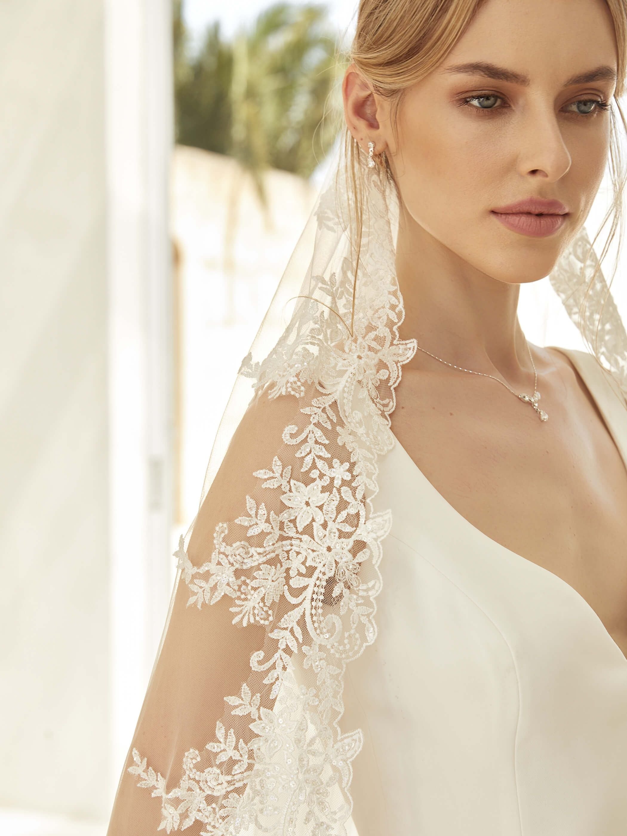 LACE EDGE VEIL S420