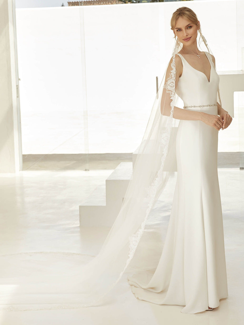 LACE EDGE VEIL S423