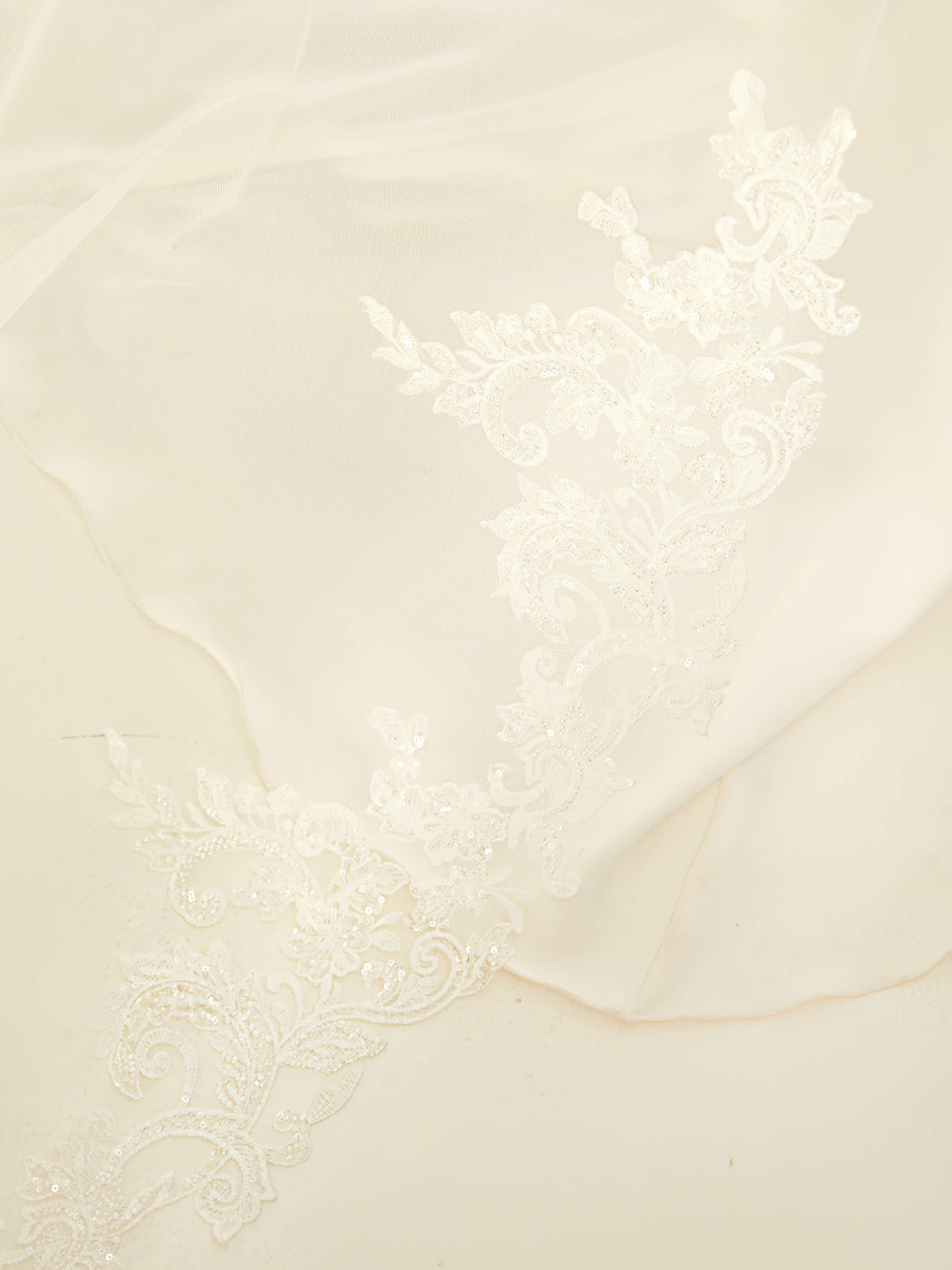 LACE EDGE VEIL S426
