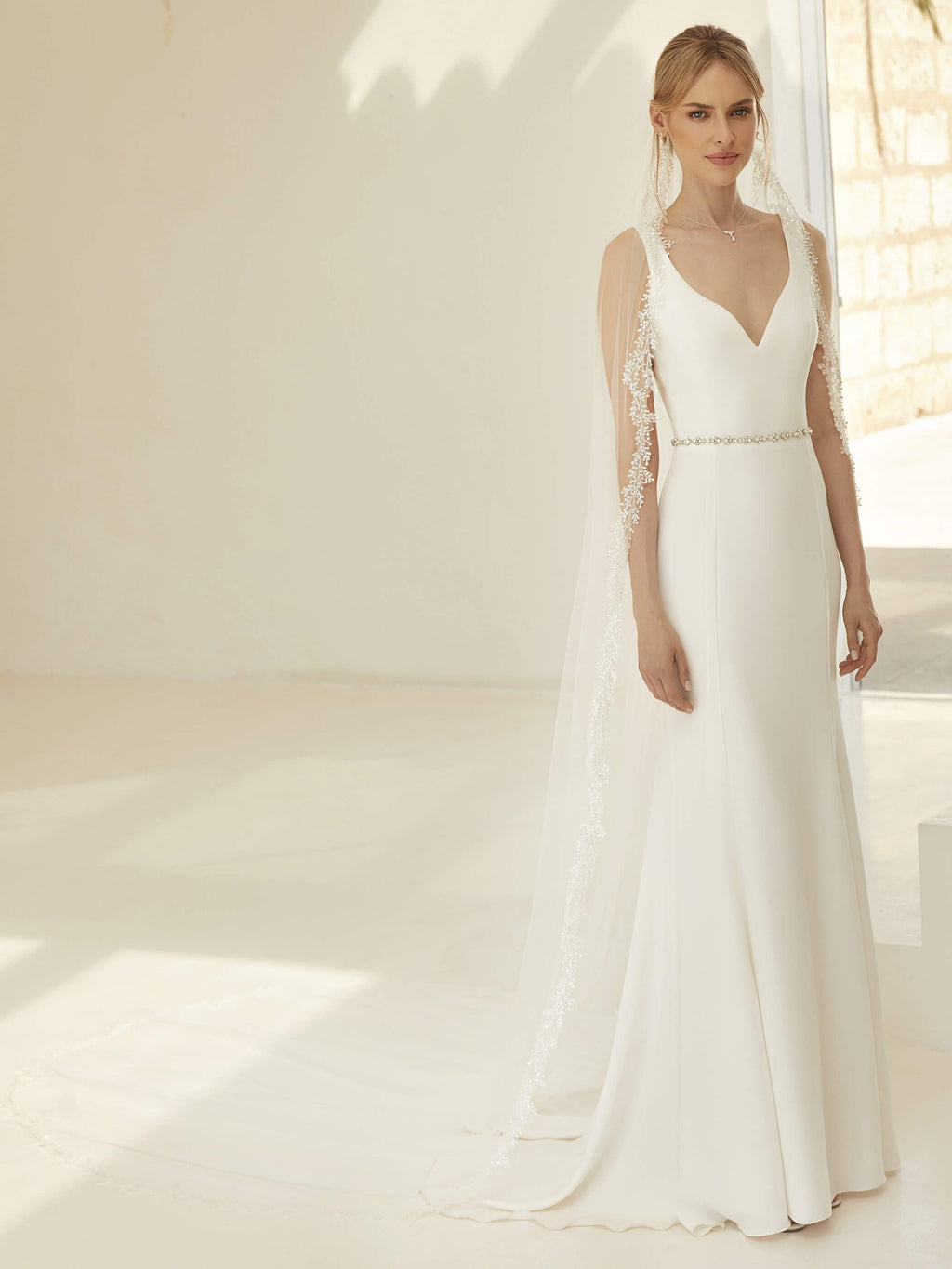 LACE EDGED VEIL S449