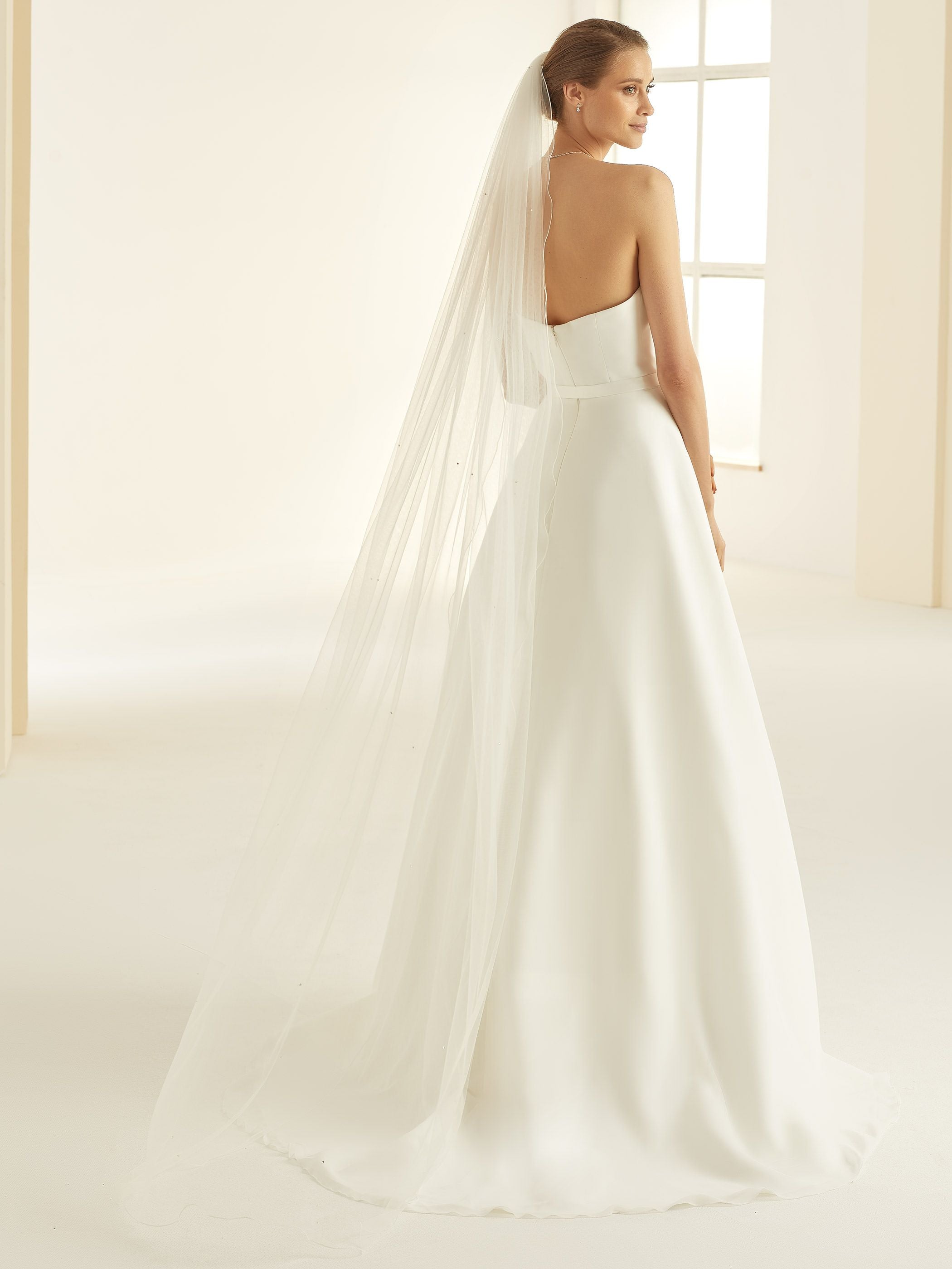 CORDED EDGE VEIL S321