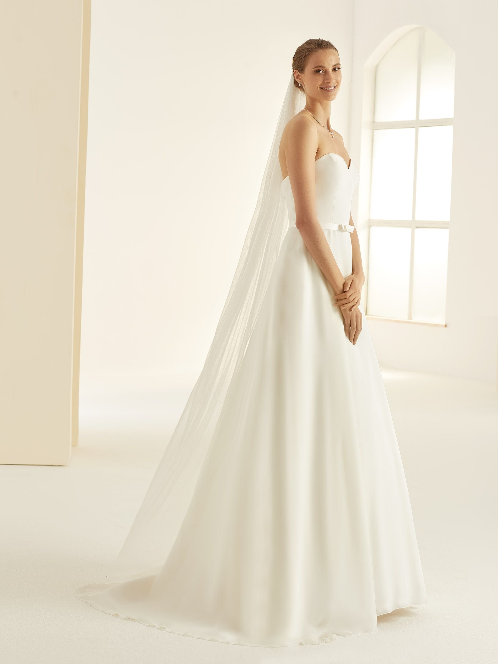 CUTE EDGED VEIL S361