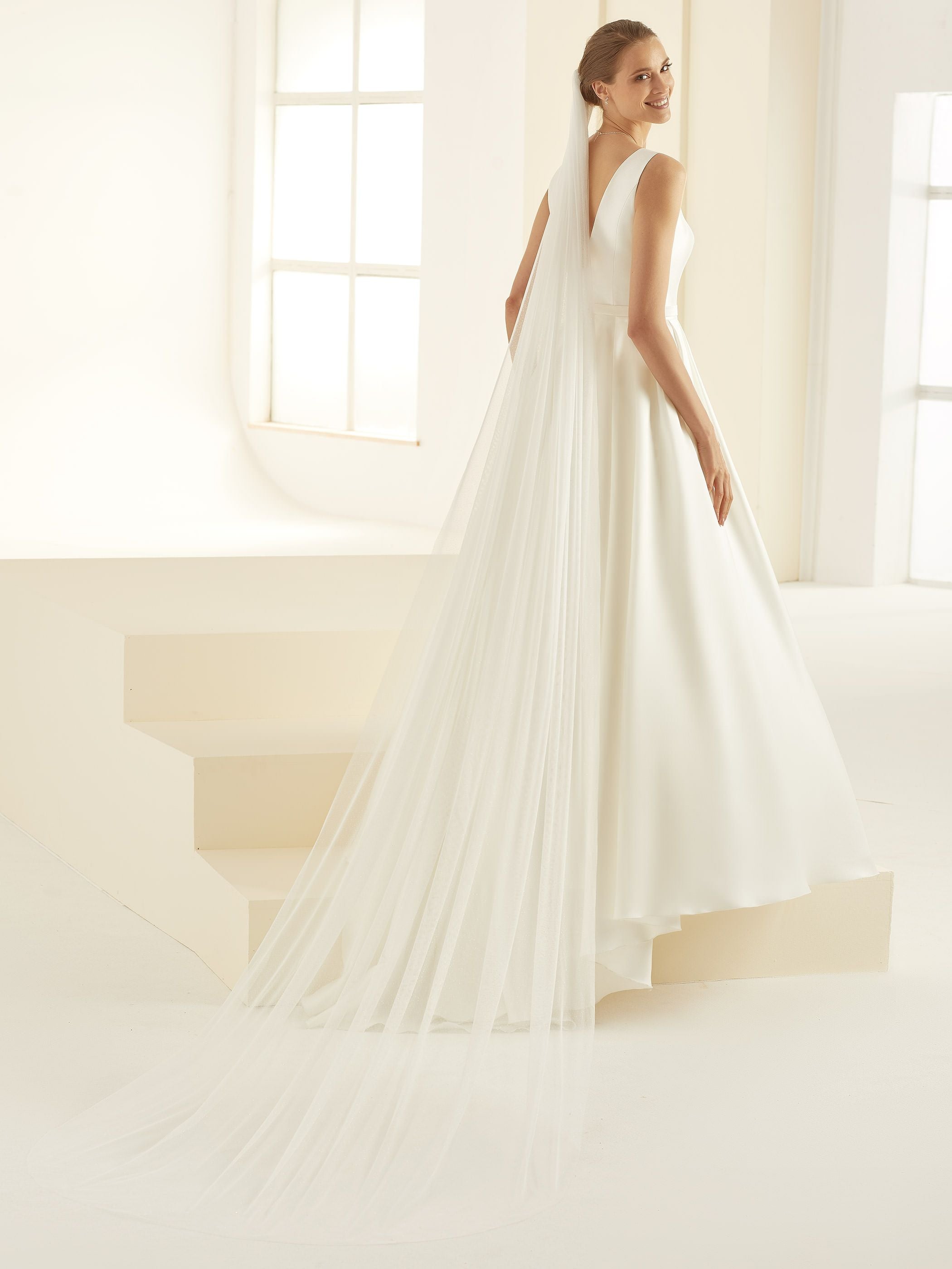 CUTE EDGED VEIL S362