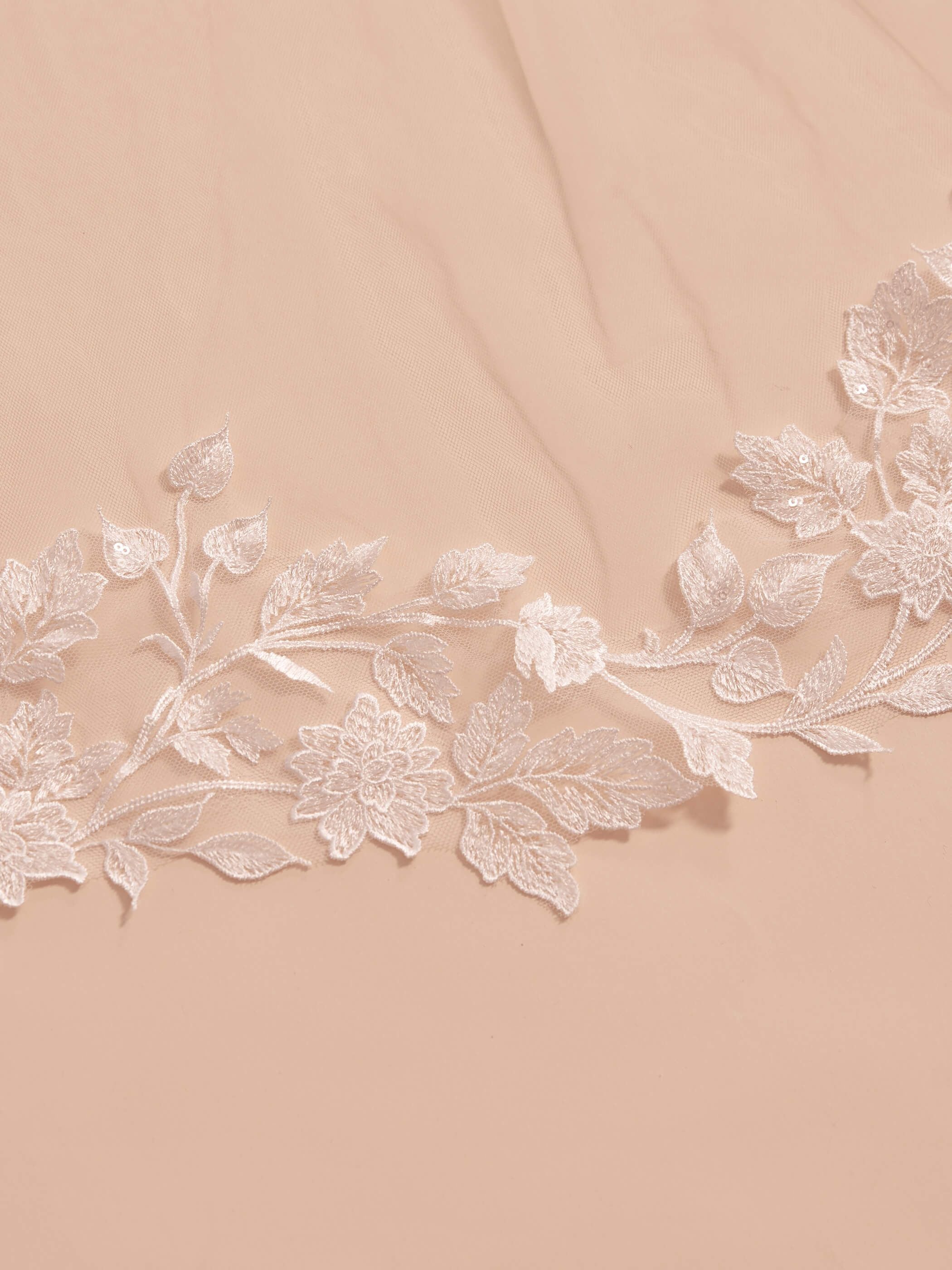 LACE EDGE VEIL S406