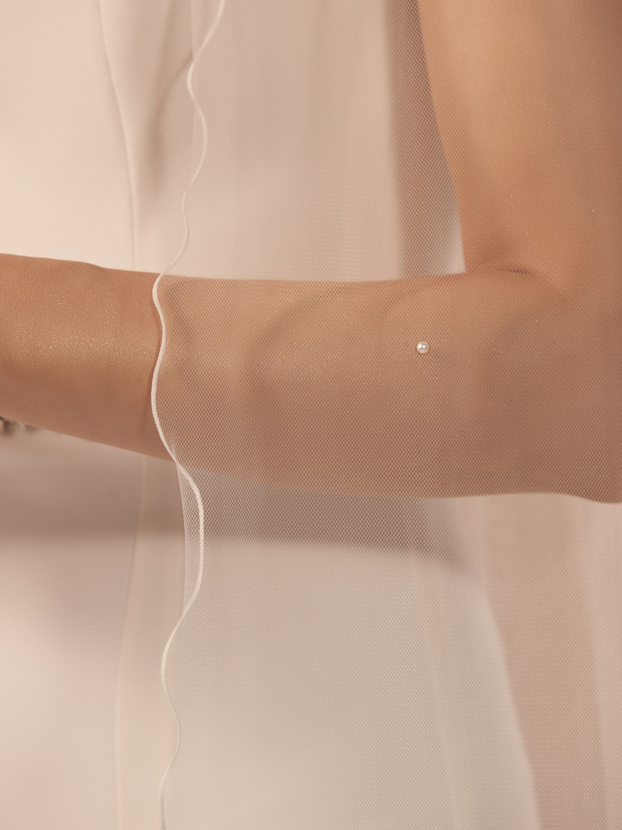 CORDED EDGE VEIL S476