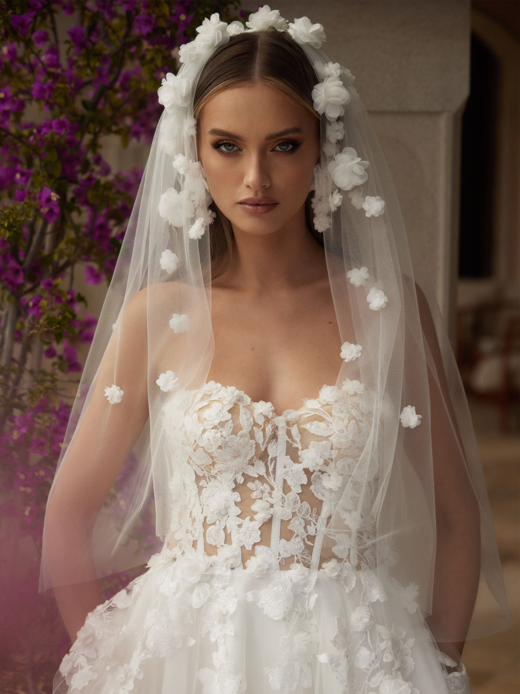 CUT EDGED VEIL S493