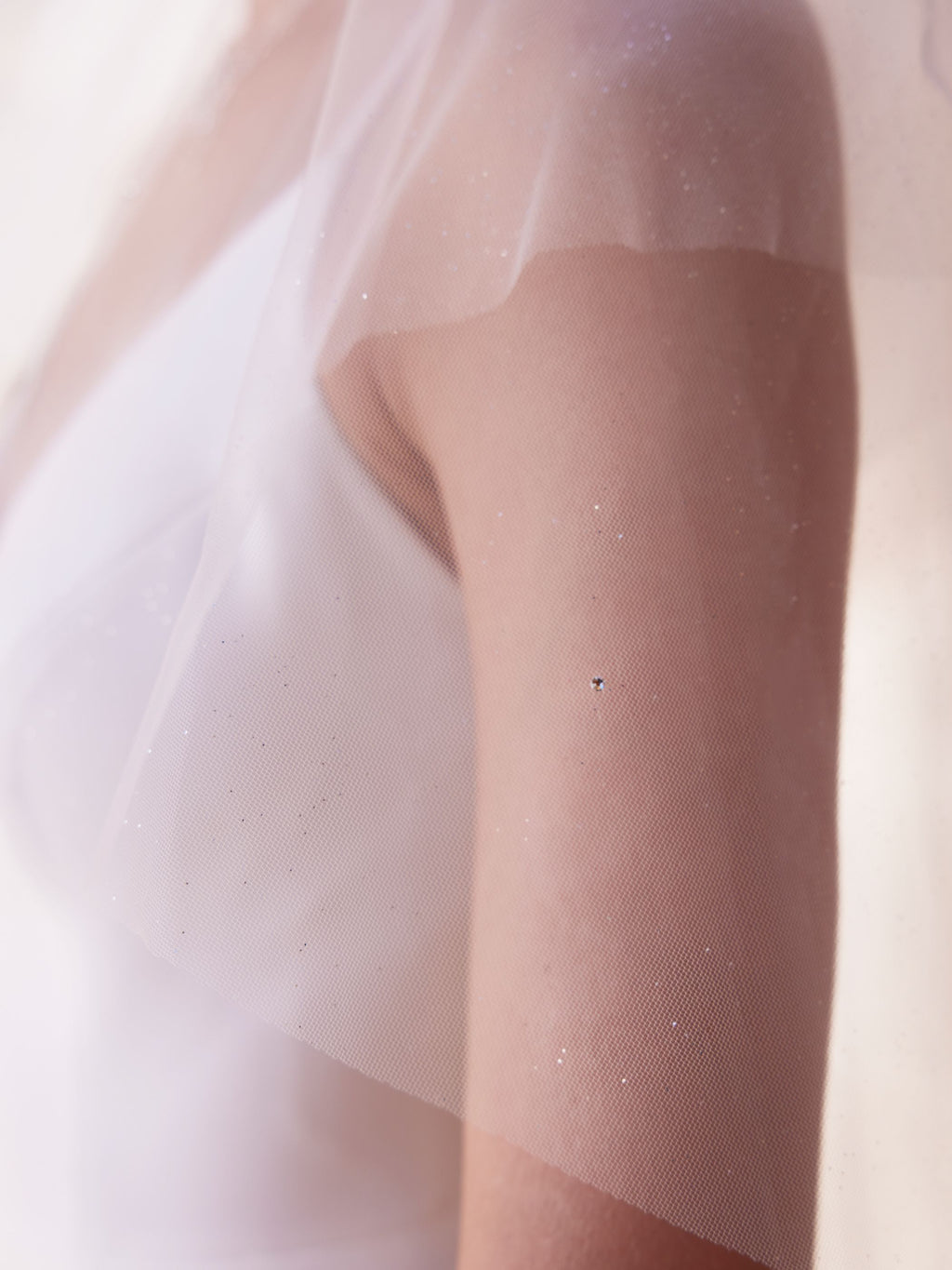 CUT EDGED VEIL S496