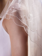 GLASS BEADED EDGE VEIL S523