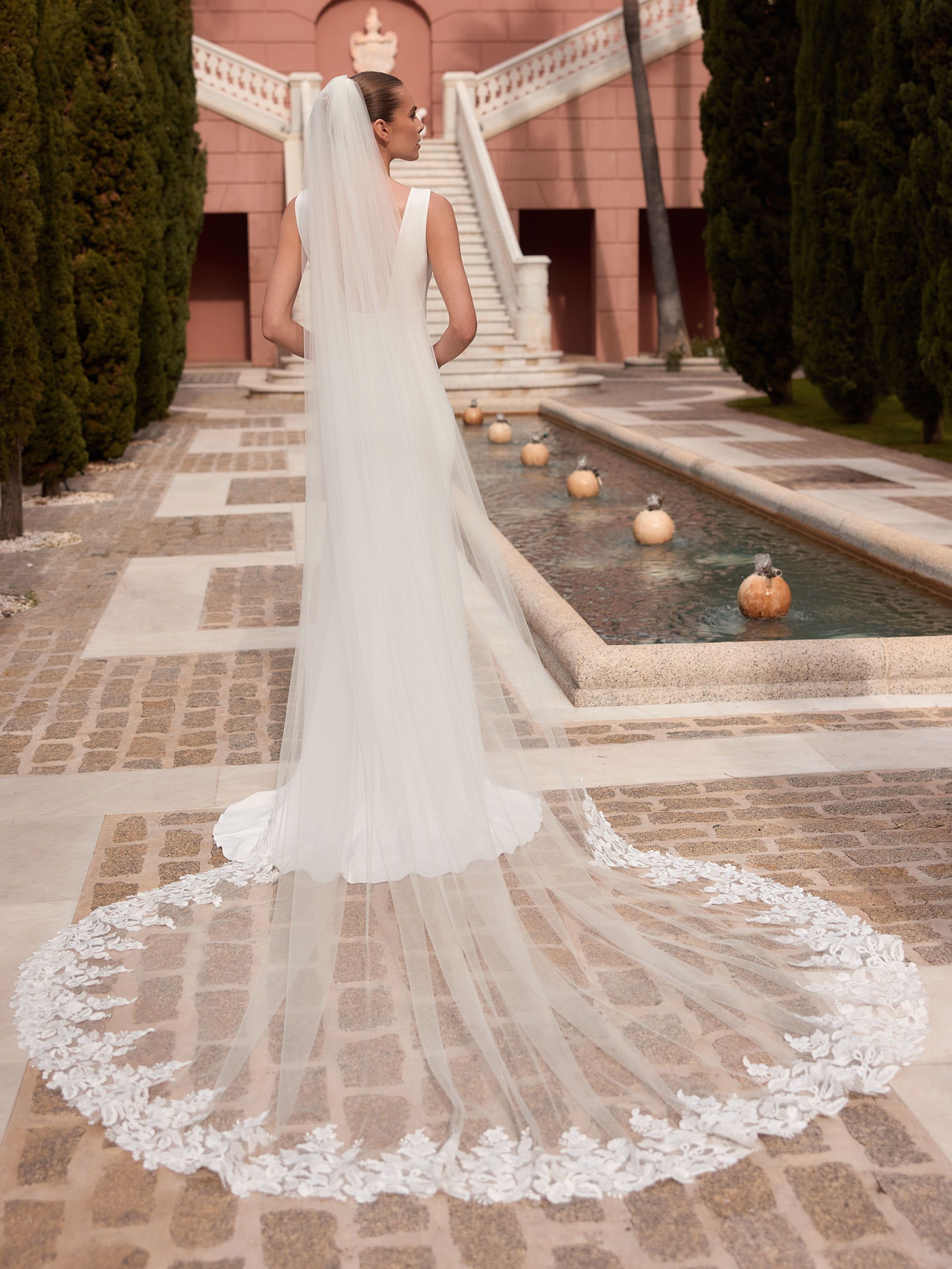 LACE EDGE VEIL S559